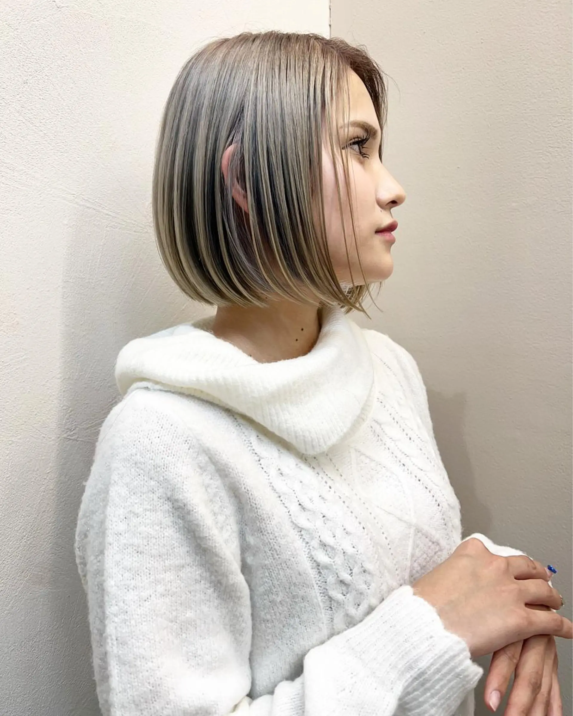 ショート カラー ブリーチ ケアブリーチ テトネ タカシのヘアスタイル