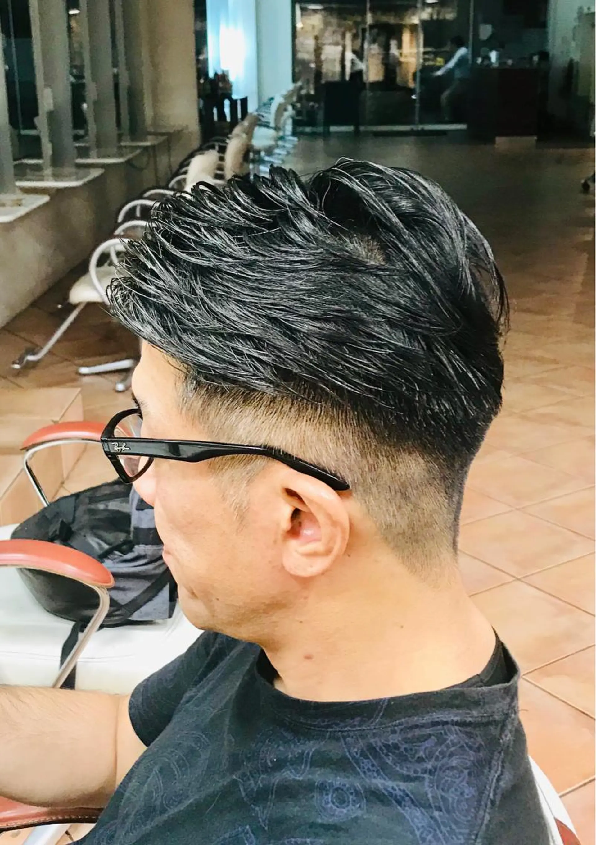 メンズ 刈り上げ カット ISUTA　中村 翔のヘアスタイル