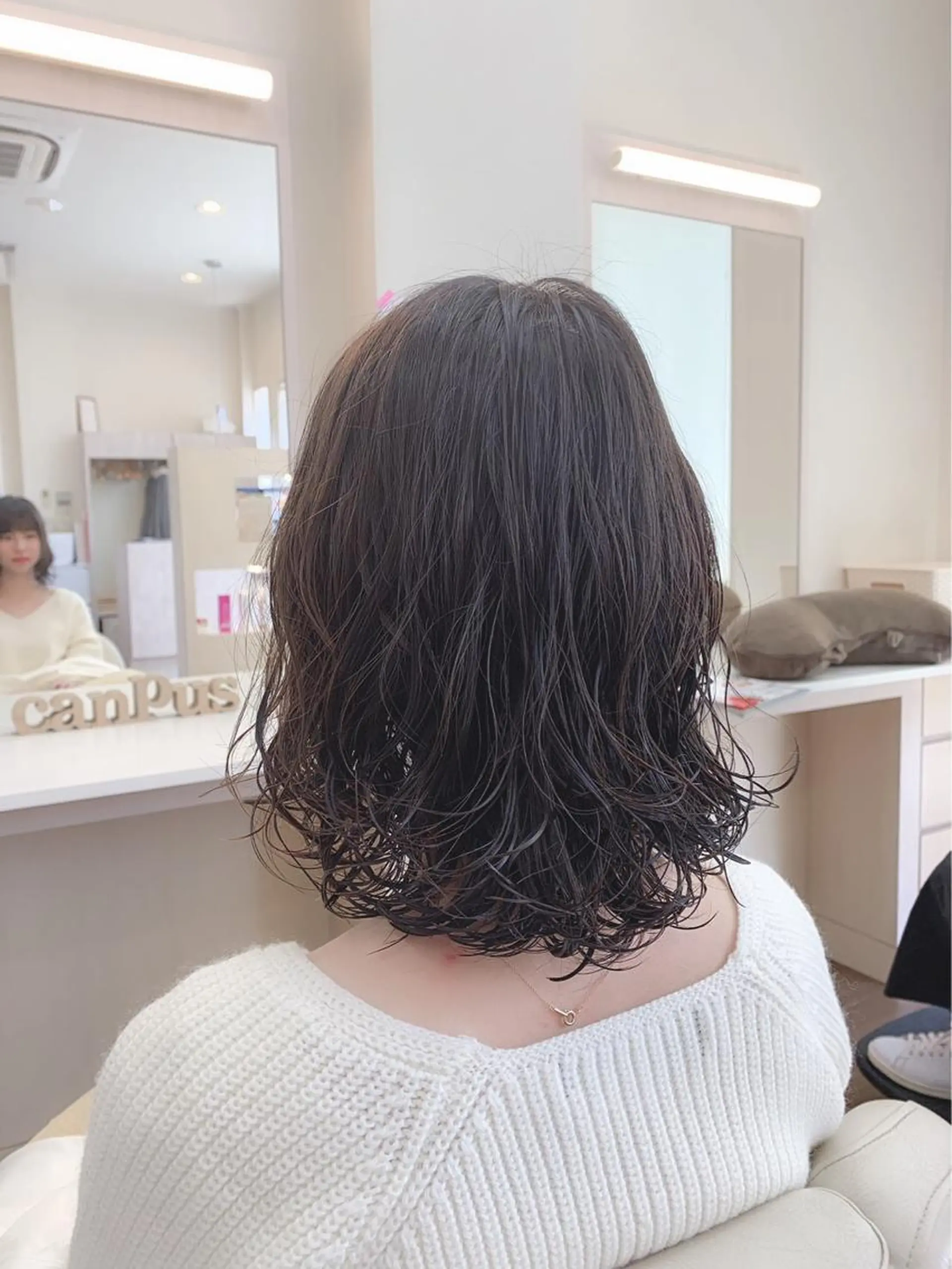 ミディアム カラー パーマ ミディアムパーマ アッシュ 魅力引き出しUP😉 ✂︎吉田尚矢✂︎のヘアスタイル