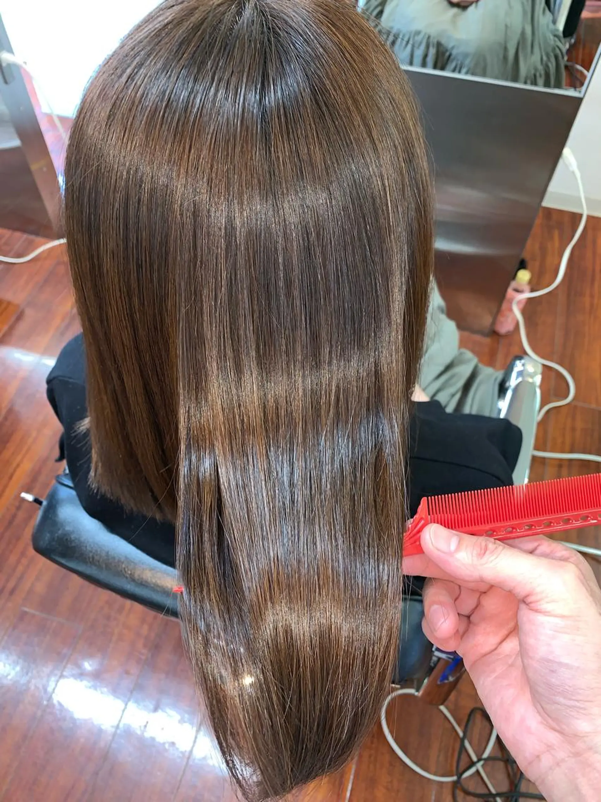 セミロング 髪質改善エイジングケ ア専門美容室チアフルのヘアスタイル