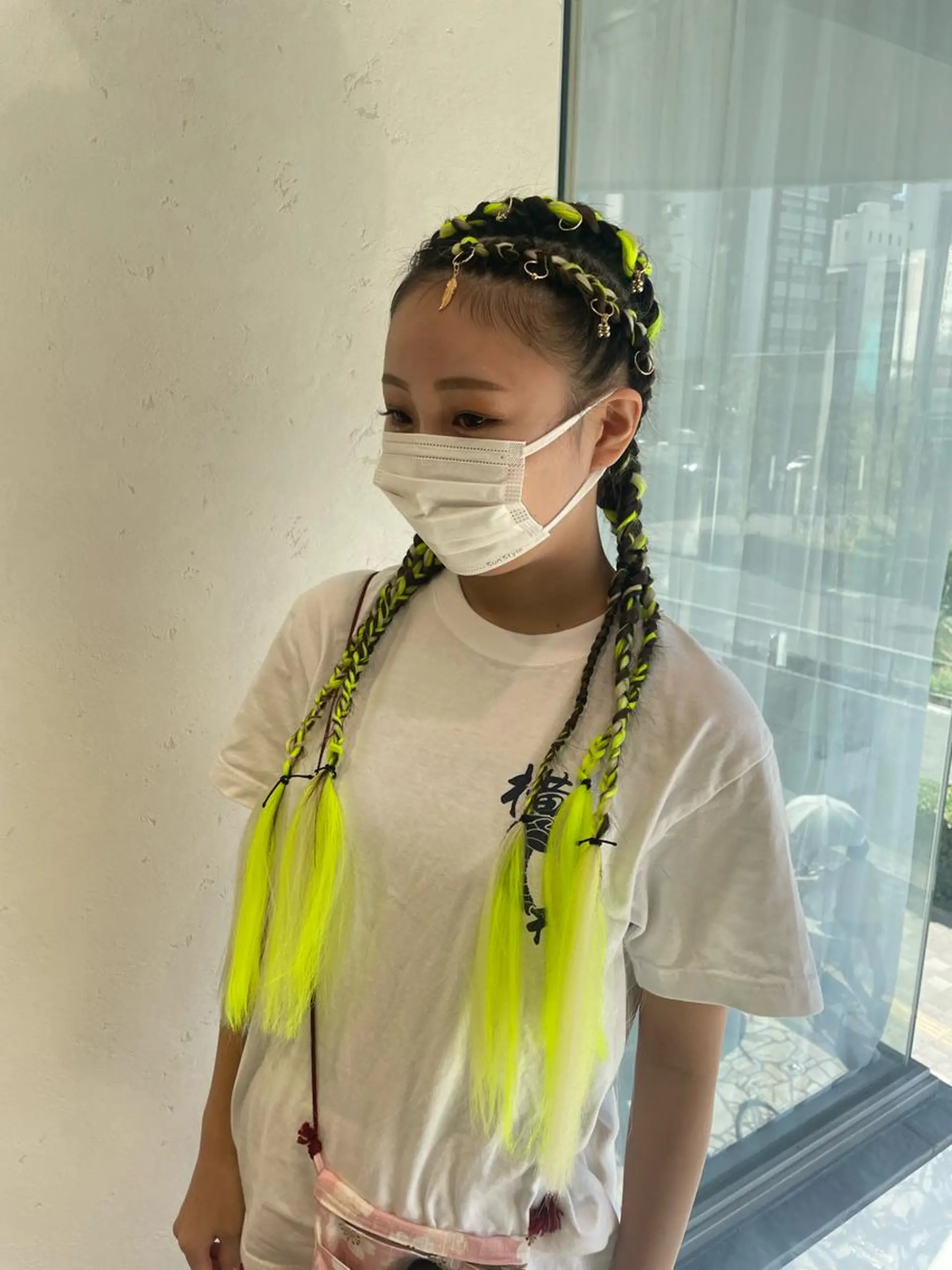 ロング エクステ 前田 菜奈子のヘアスタイル