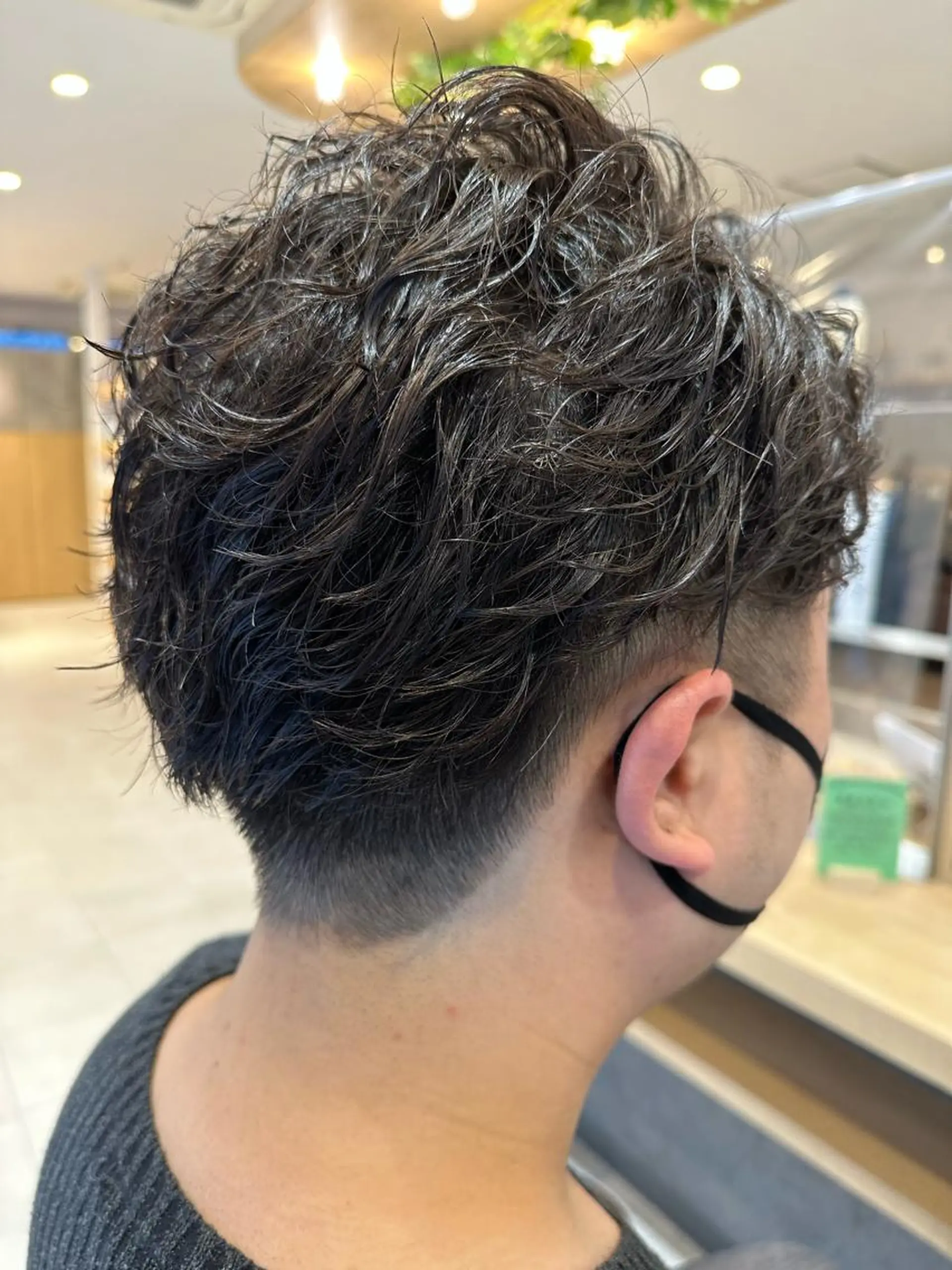 ショート パーマ メンズ フェードカット メンズパーマ ツイストスパイラルパーマ 波巻きパーマ スパイラルパーマ カット パーマ トリートメント ヘッドスパ ヘアセット 💈メンズ特化 美容師サキ💈のヘアスタイル