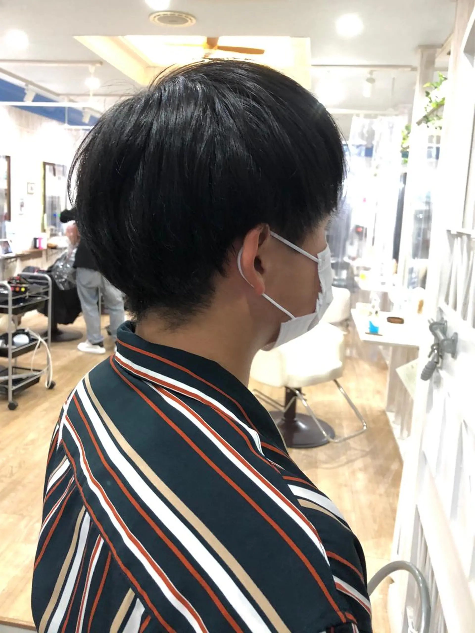 カラー white.梅田 デザインカラー🦄のヘアスタイル