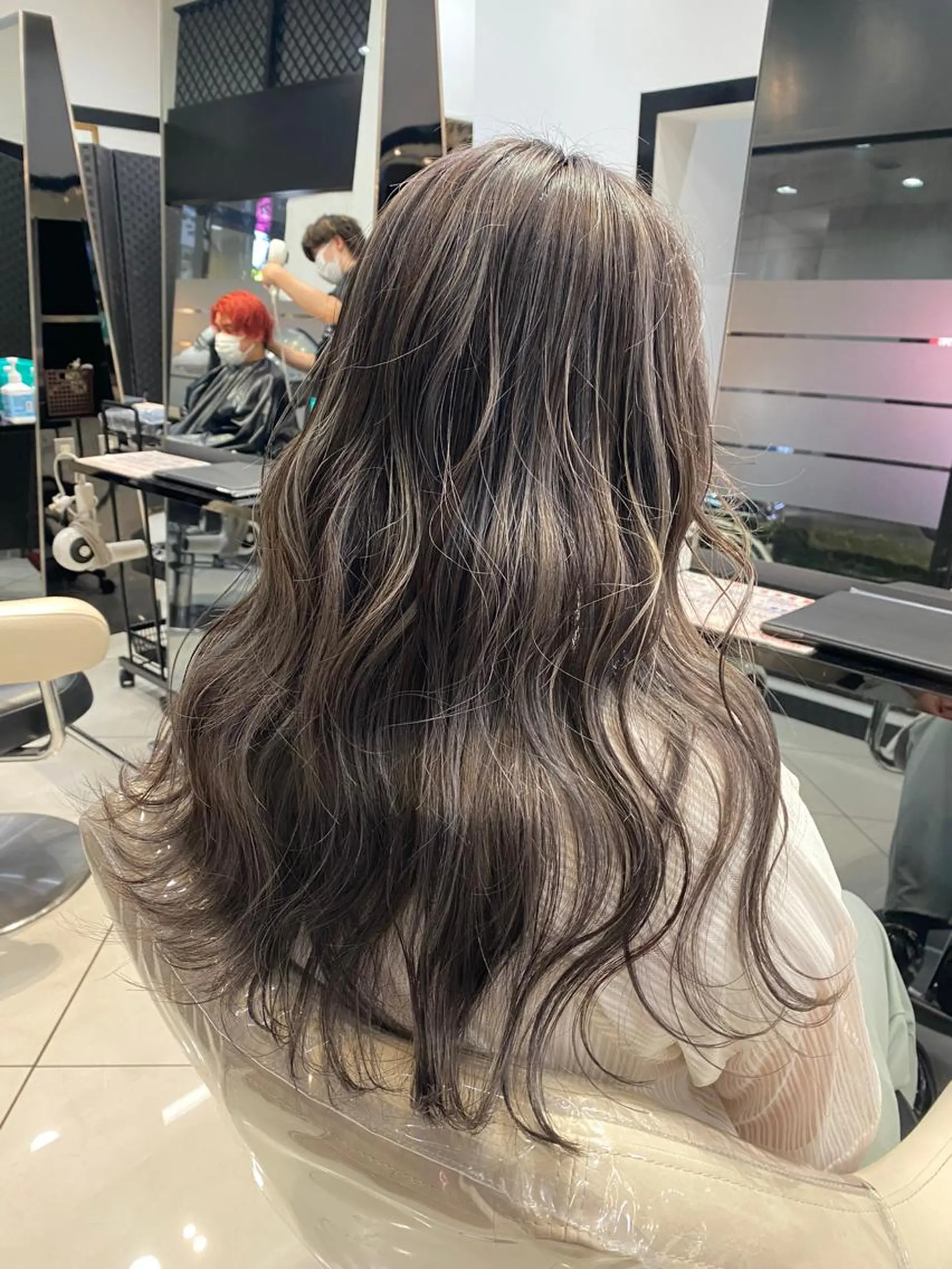 ロング カラー ヘアカラー トリートメント 【デザインカラー】 🕊️村田 菜々美のヘアスタイル