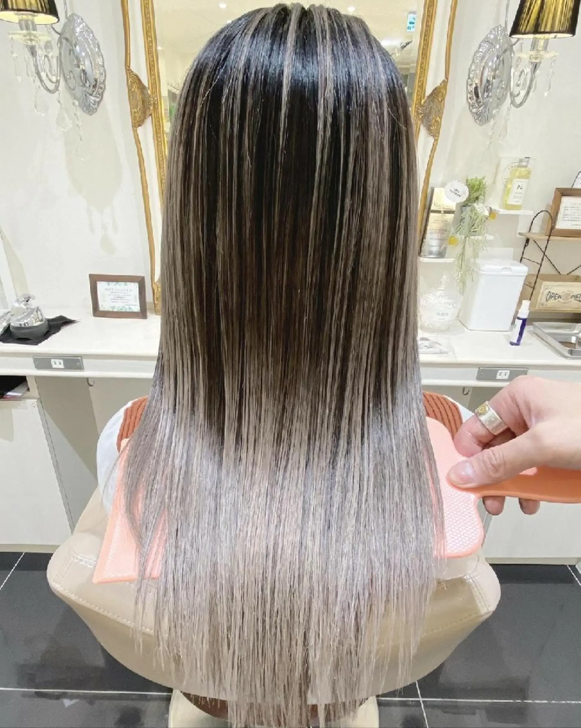 ロング 髪質改善 トリートメント ＡＳＨ大宮/ブリーチ 髪質改善/カラーのヘアスタイル