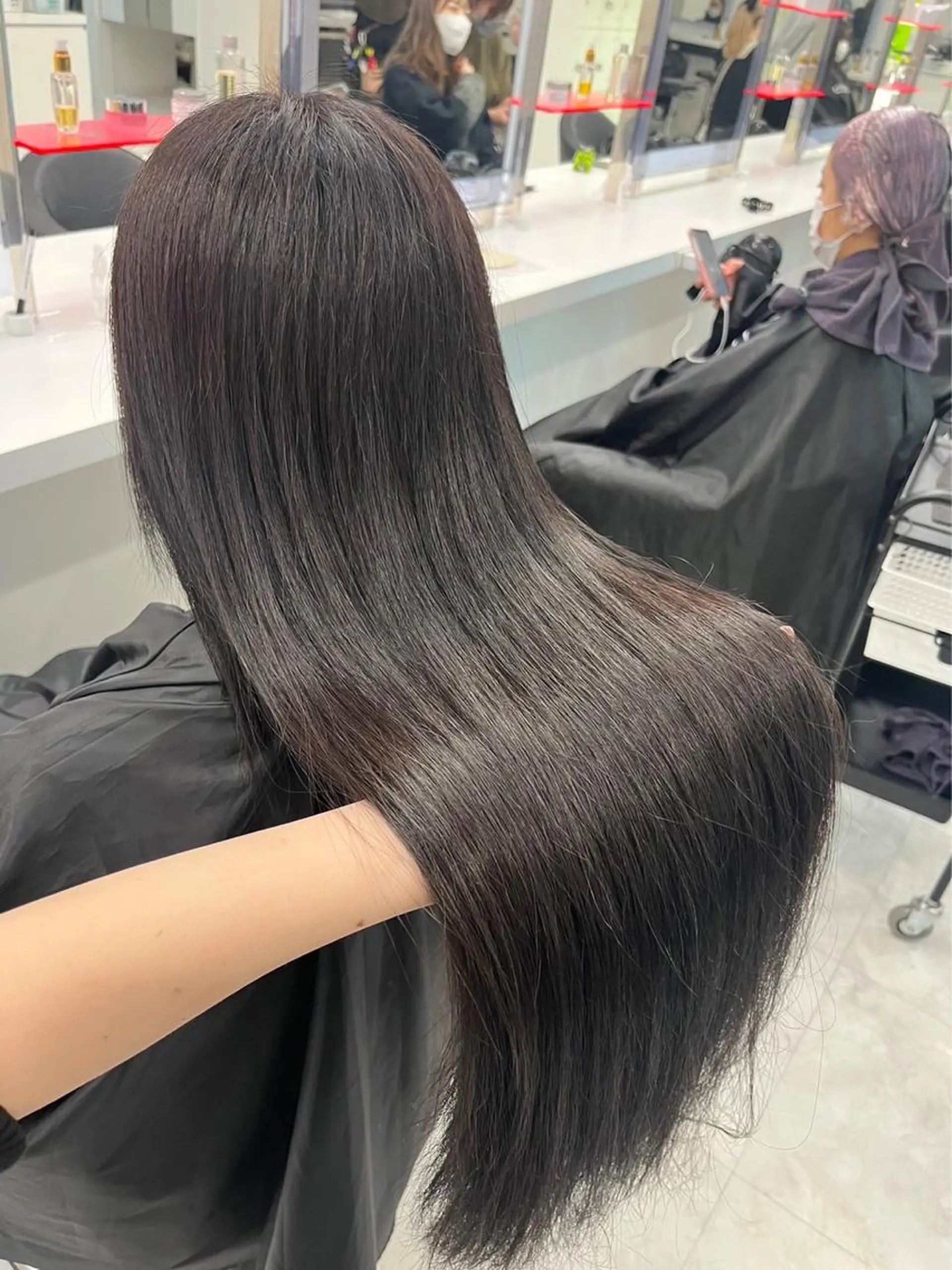 ロング カラー ブラウンカラー ブリーチなし🩶 グレージュのヘアスタイル