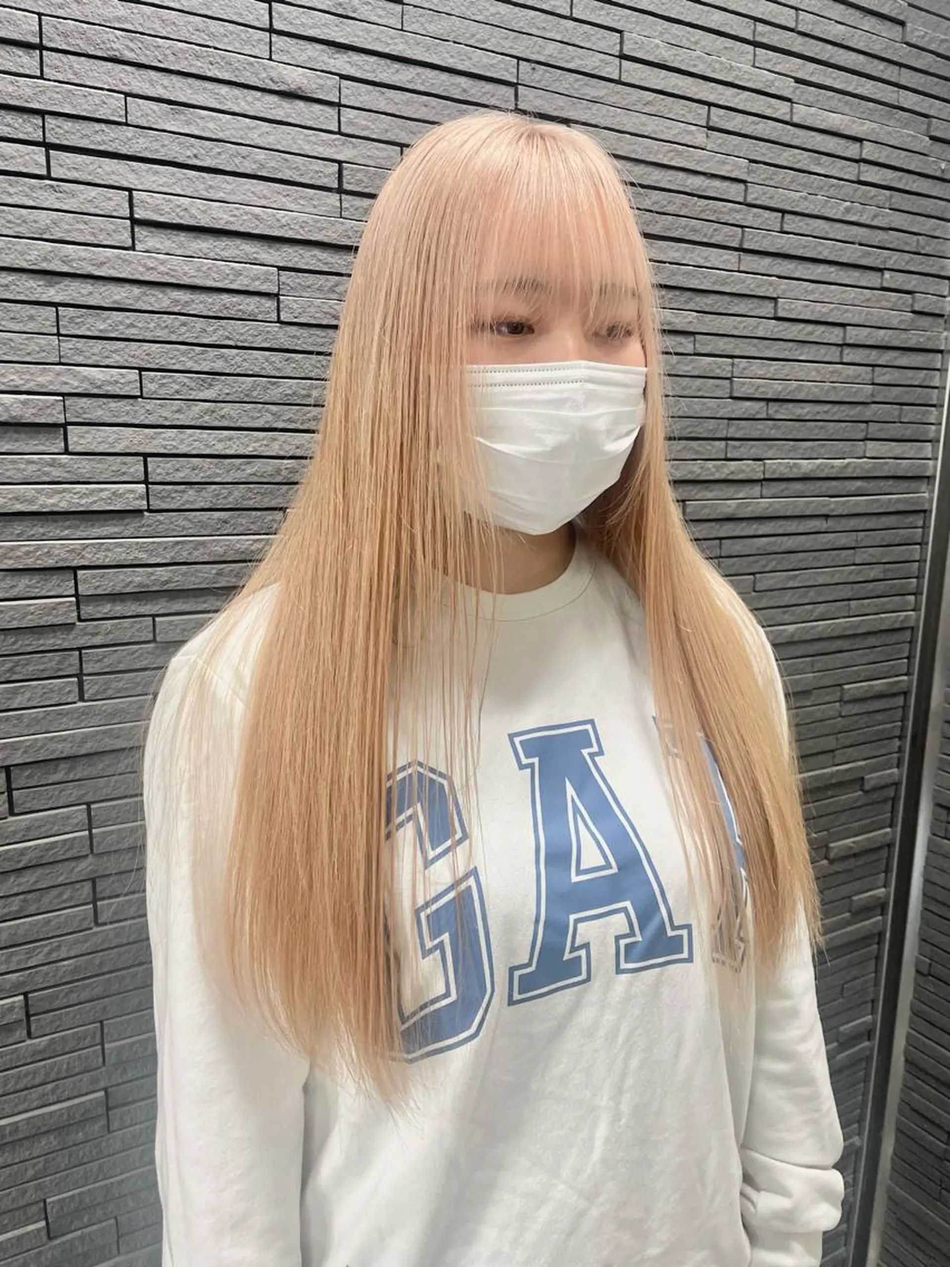 ロング 前田 菜奈子のヘアスタイル