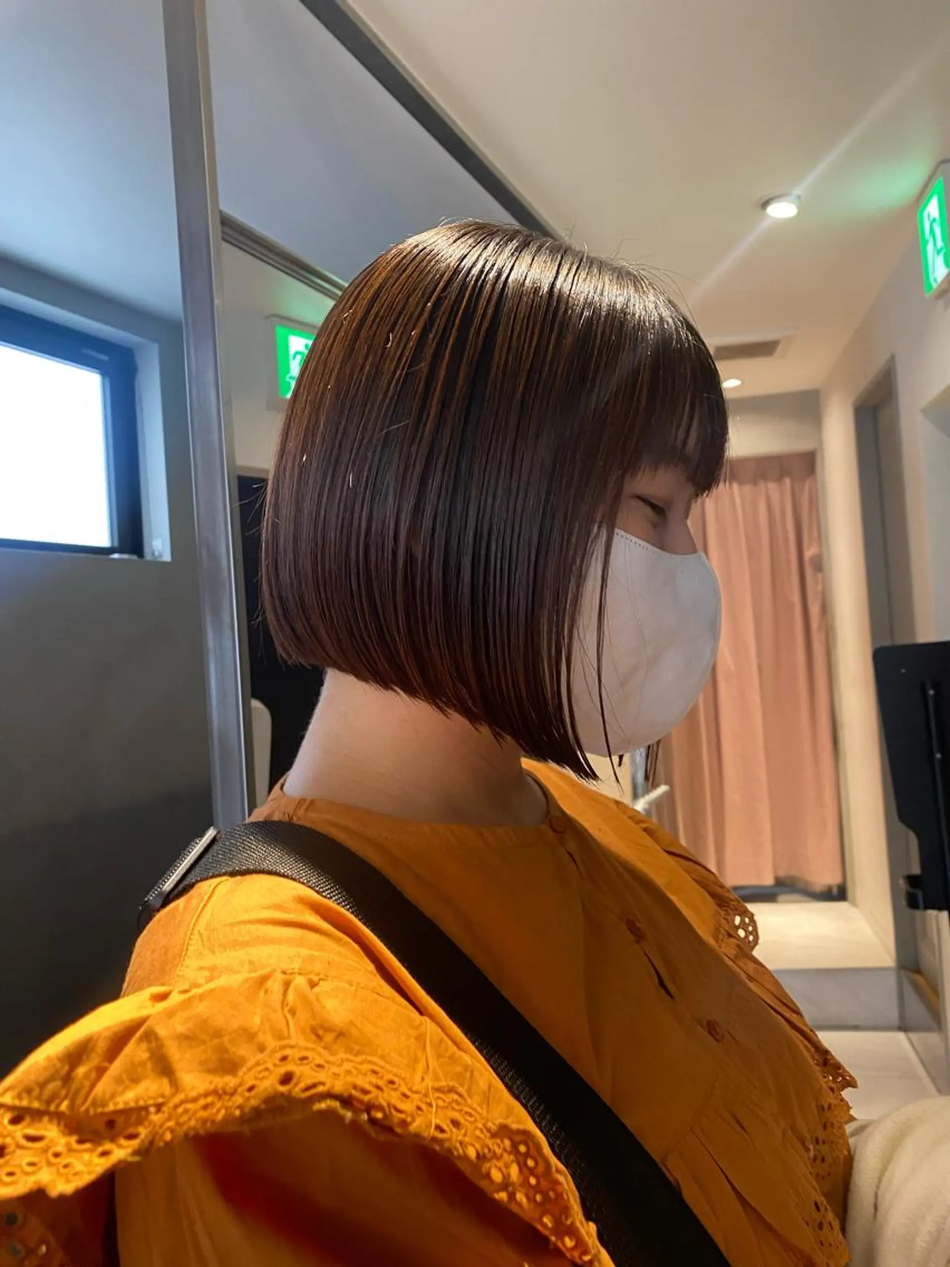 ショート カラー 艶髪/ダークトーン 🩶丸山日向のヘアスタイル