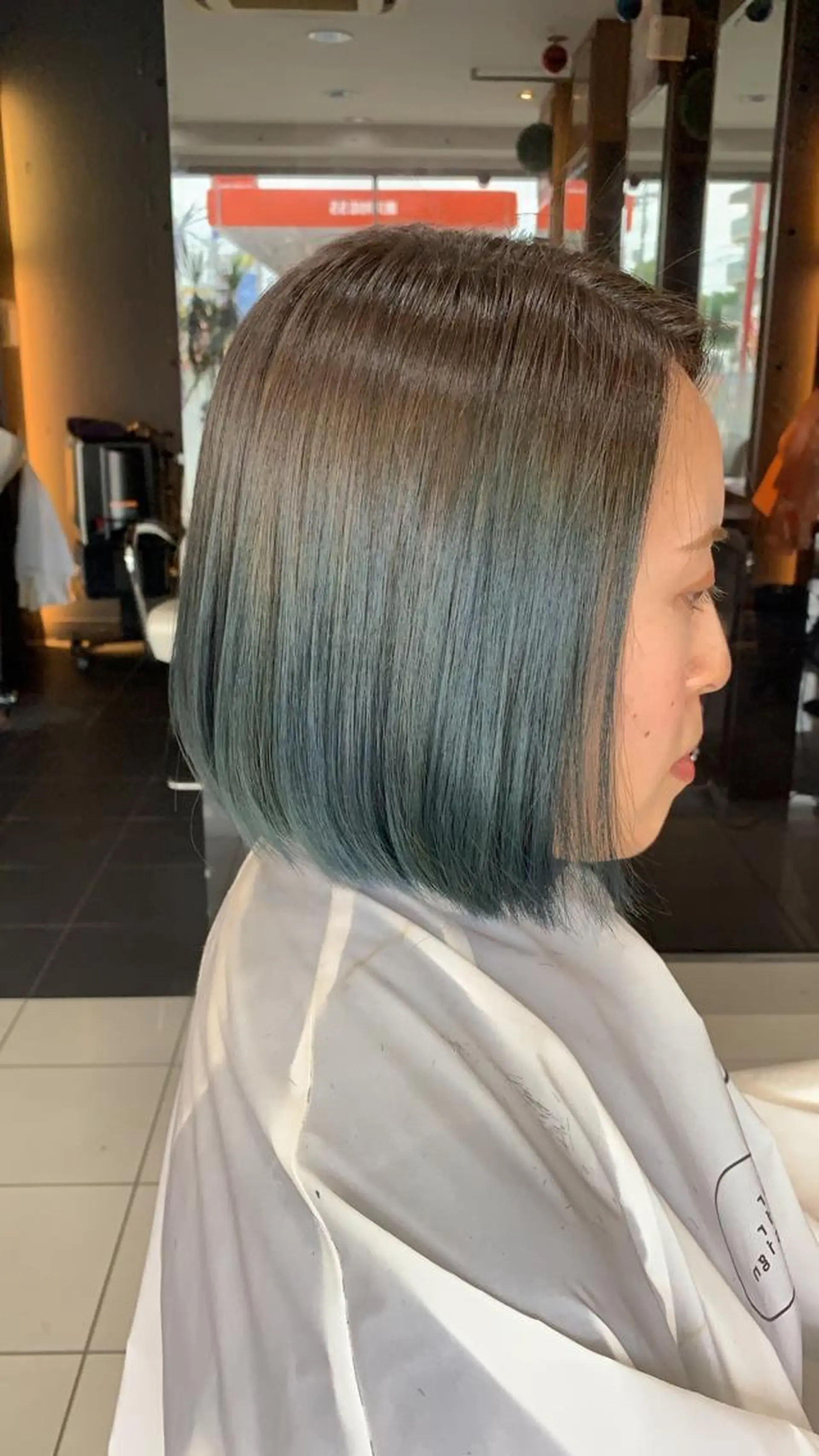 ショート カラー 縮毛矯正 トリートメント 白髪ぼかしハイライト 柳川拓哉のヘアスタイル