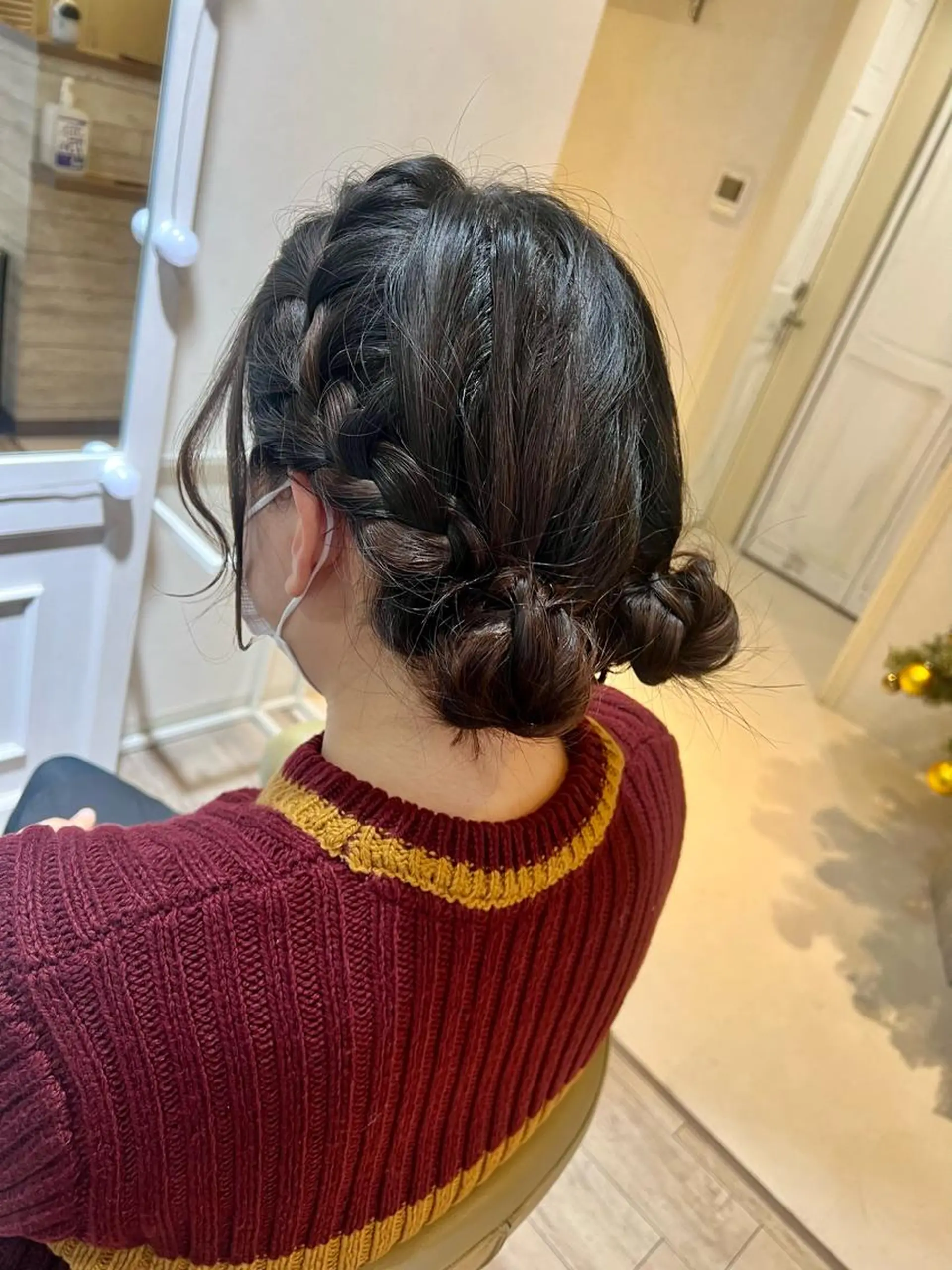 ミディアム ヘアアレンジ お団子ヘア 人見知りさんでも安心 奥田 里佳子のヘアスタイル