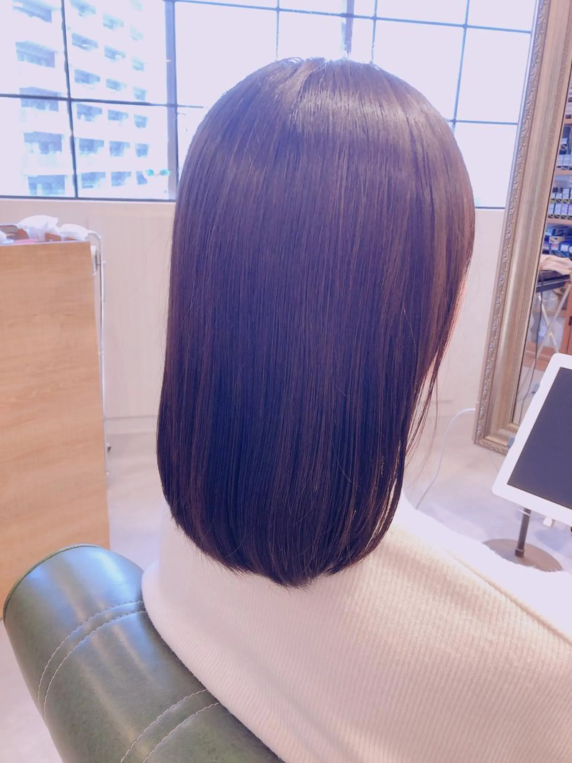 セミロング サロンドユウ こはるのヘアスタイル