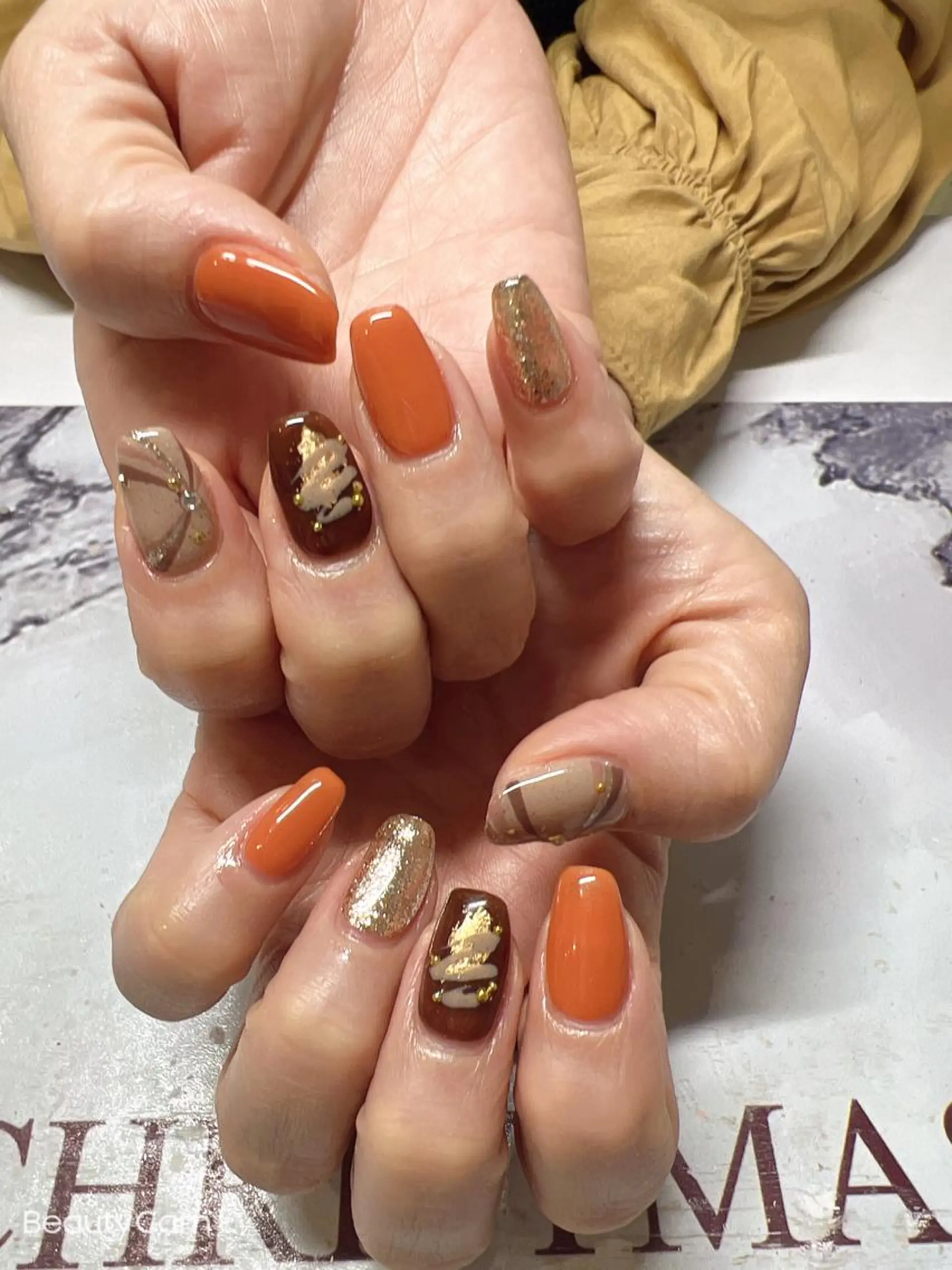 ネイル ガレンドウ 白澤 愛子のネイルデザイン