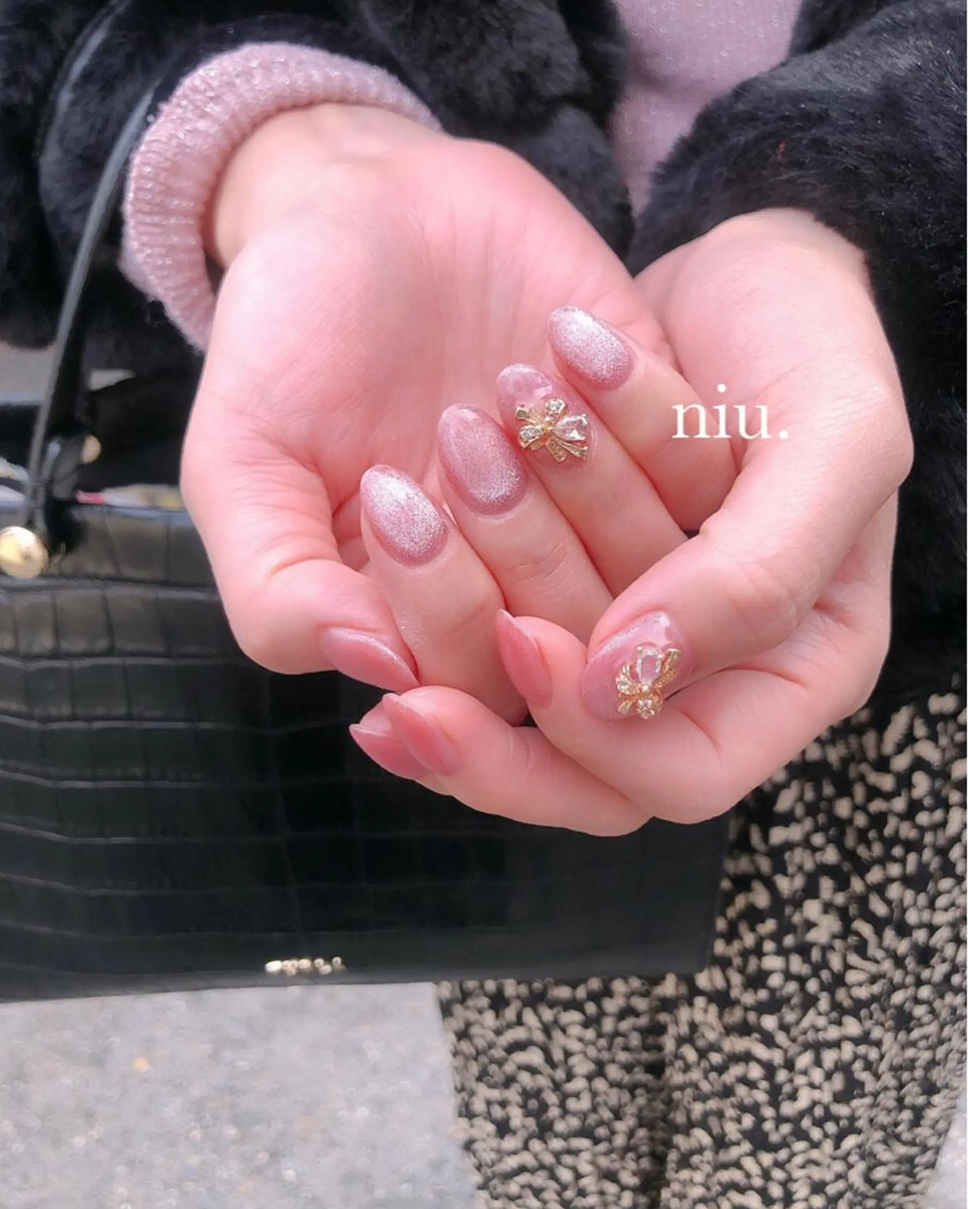 ネイル マグネットネイル nail salon niuのネイルデザイン
