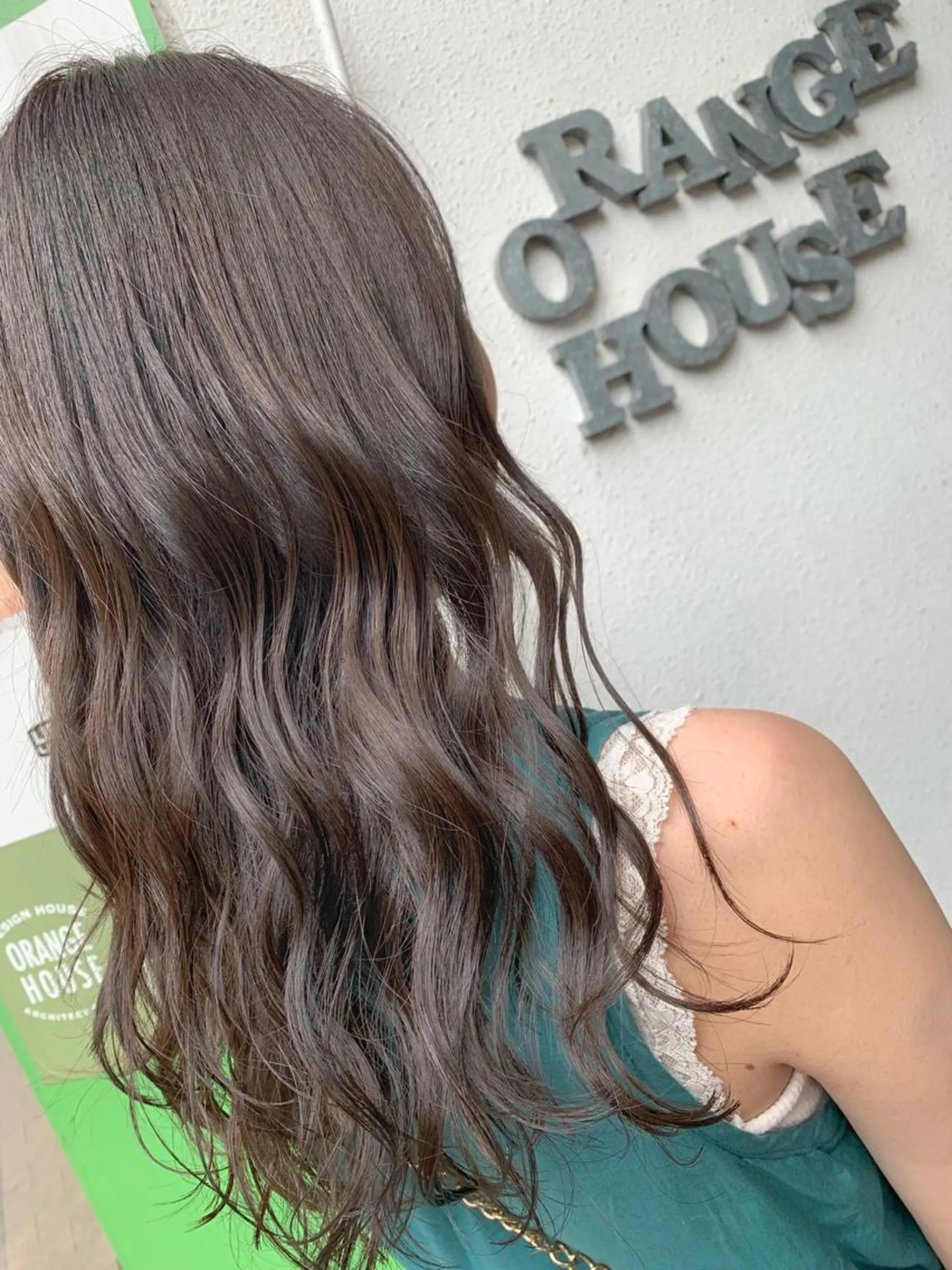 ロング カット ヘアカラー トリートメント 丸山 亜加理のヘアスタイル