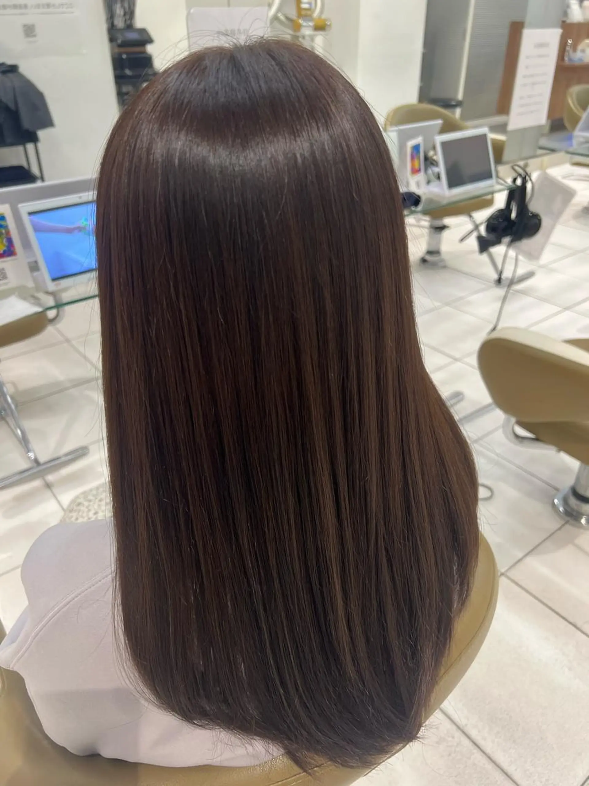 ロング 髪質改善 縮毛矯正 カット ヘアカラー トリートメント バレイヤージュ＆ 高発色カラー／市川のヘアスタイル