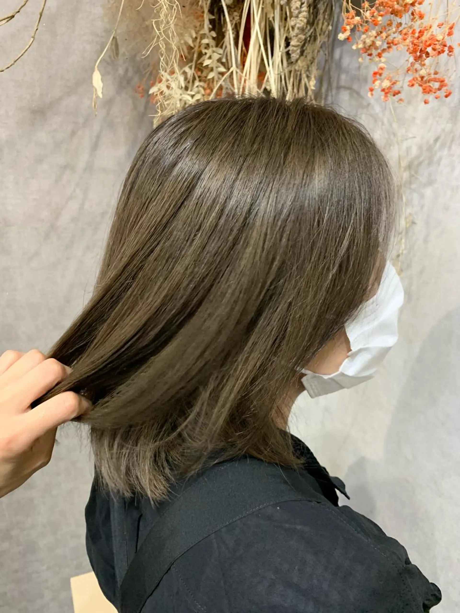 ミディアム giniro ホソミのヘアスタイル