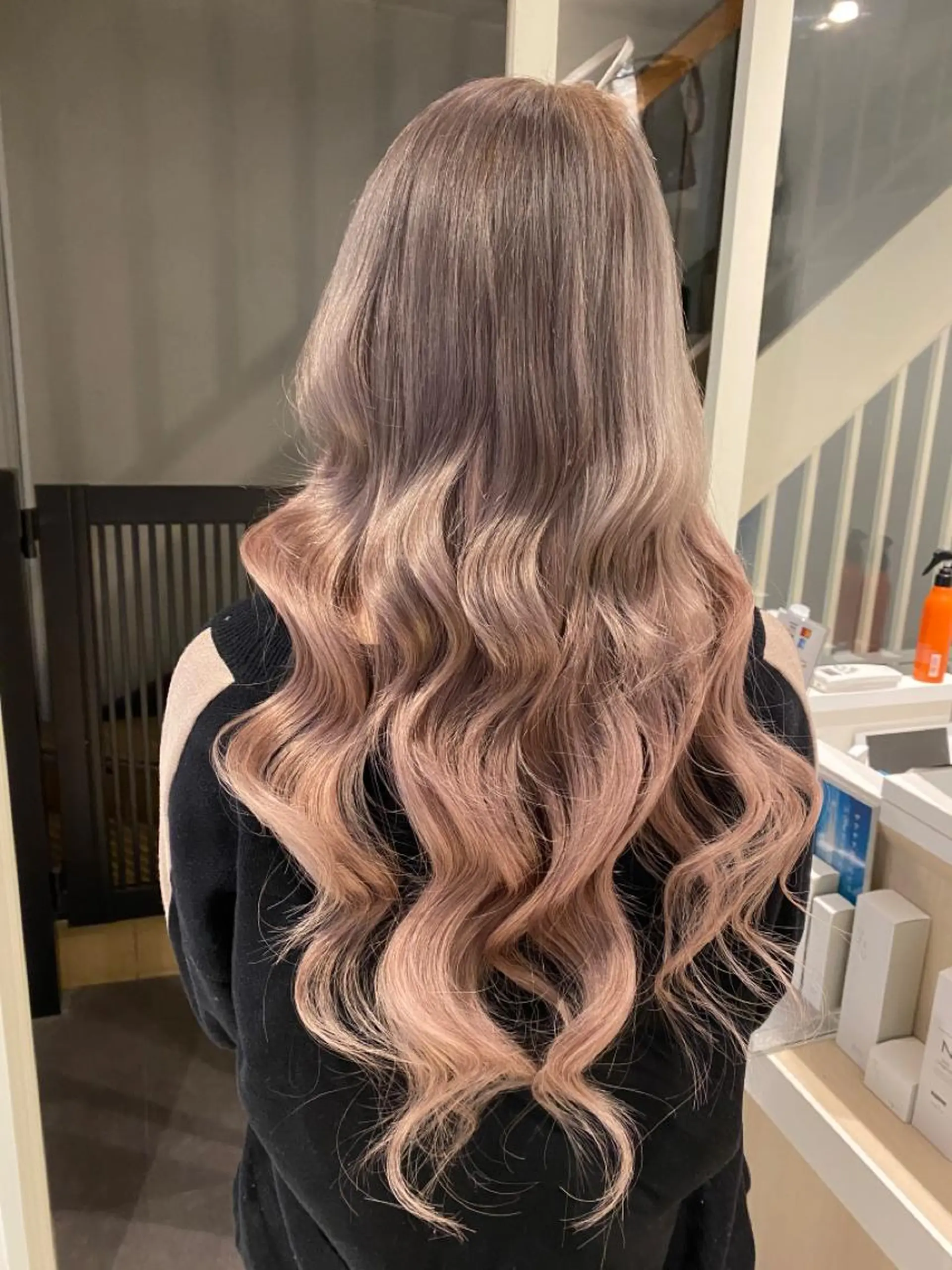 ロング 🌈評価No.1🌈 艶髪カラー❌エクステのヘアスタイル