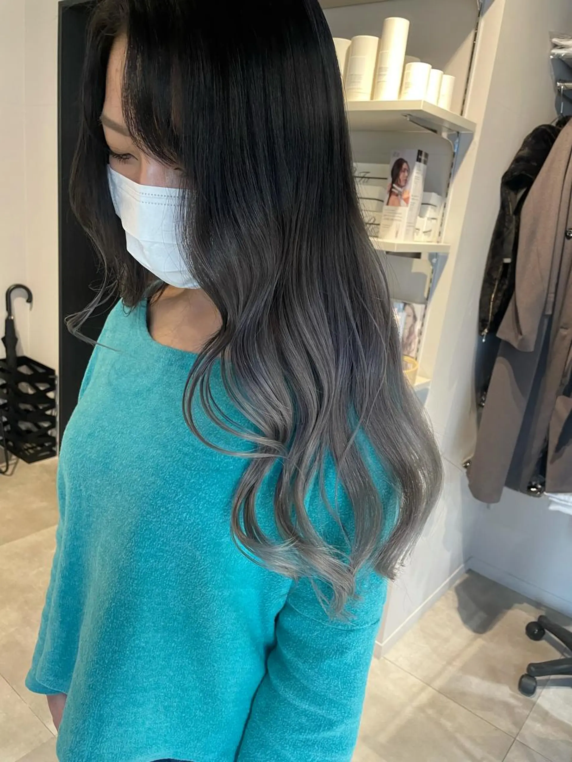 ロング カラー グラデーションカラー ブリーチ👩‍🦳/ ‪✂︎MANAMIのヘアスタイル