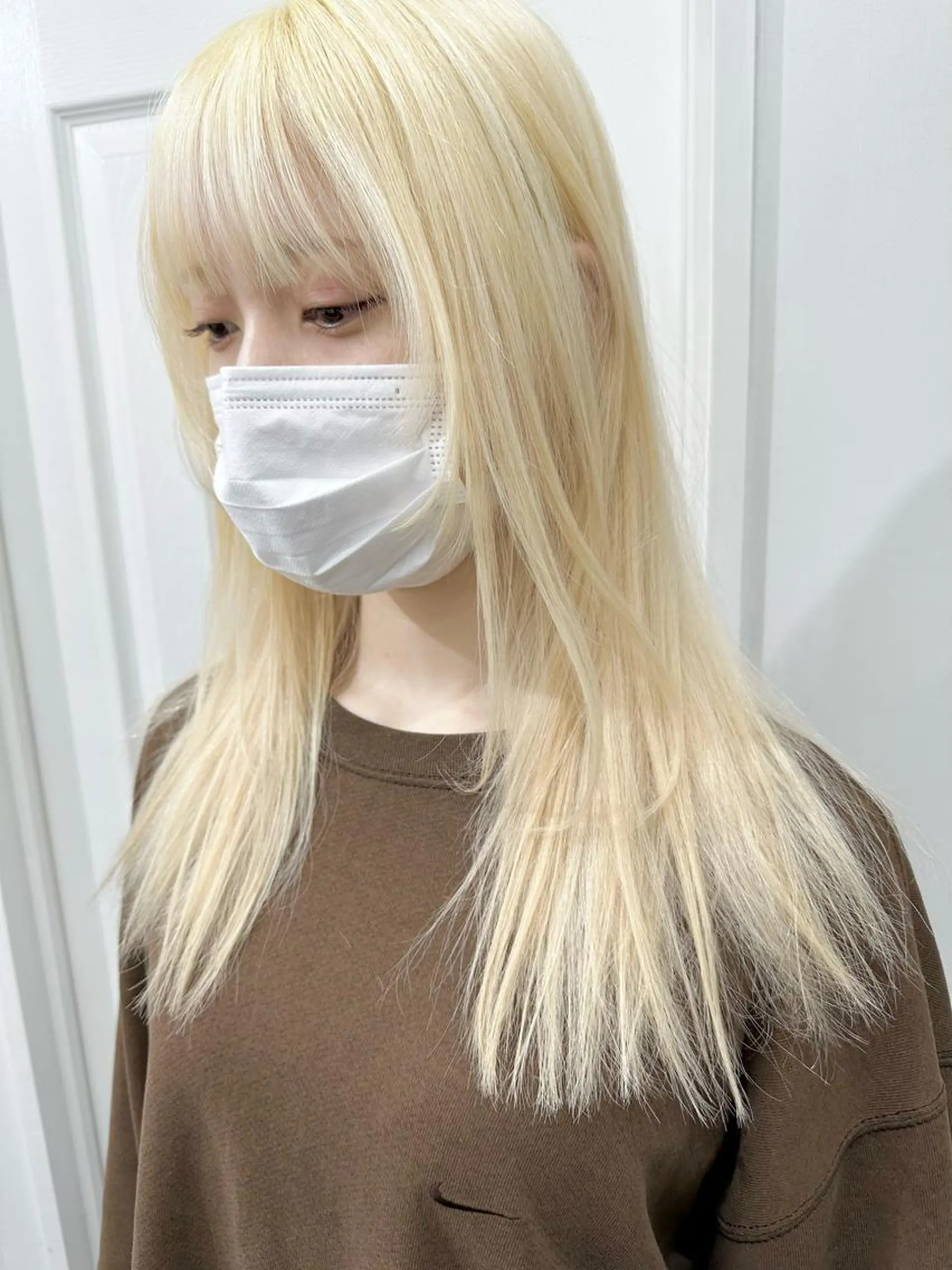 カラー ニシオカ タクヤのヘアスタイル