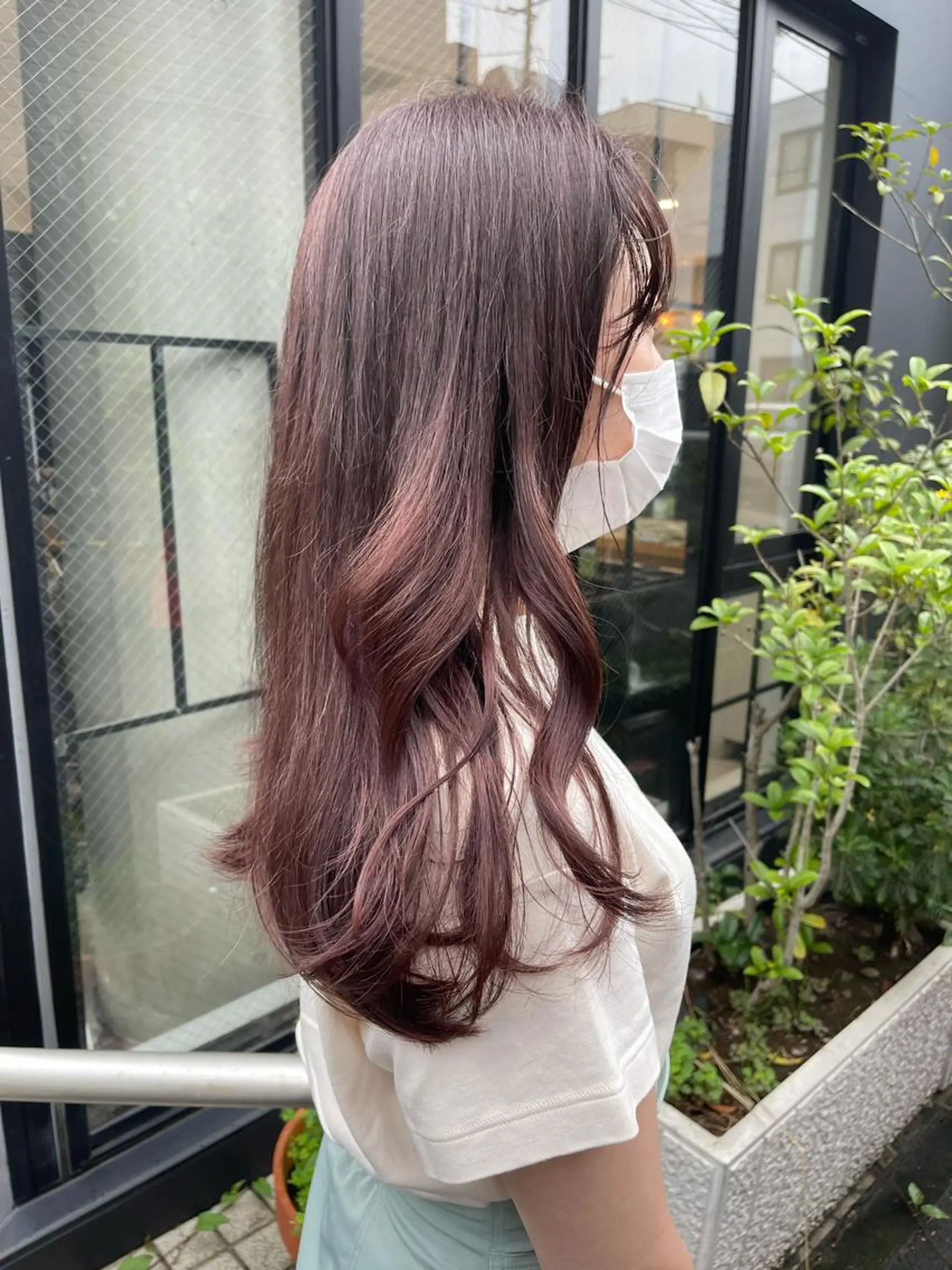 セミロング カラー ラベンダー/レイヤー スタイル🤎mamiのヘアスタイル