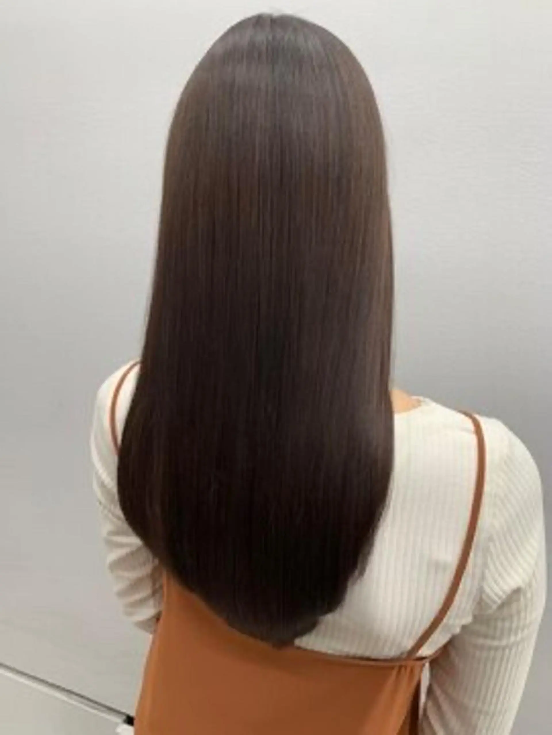 ミディアム カラー 縮毛矯正 堀井 凌平のヘアスタイル