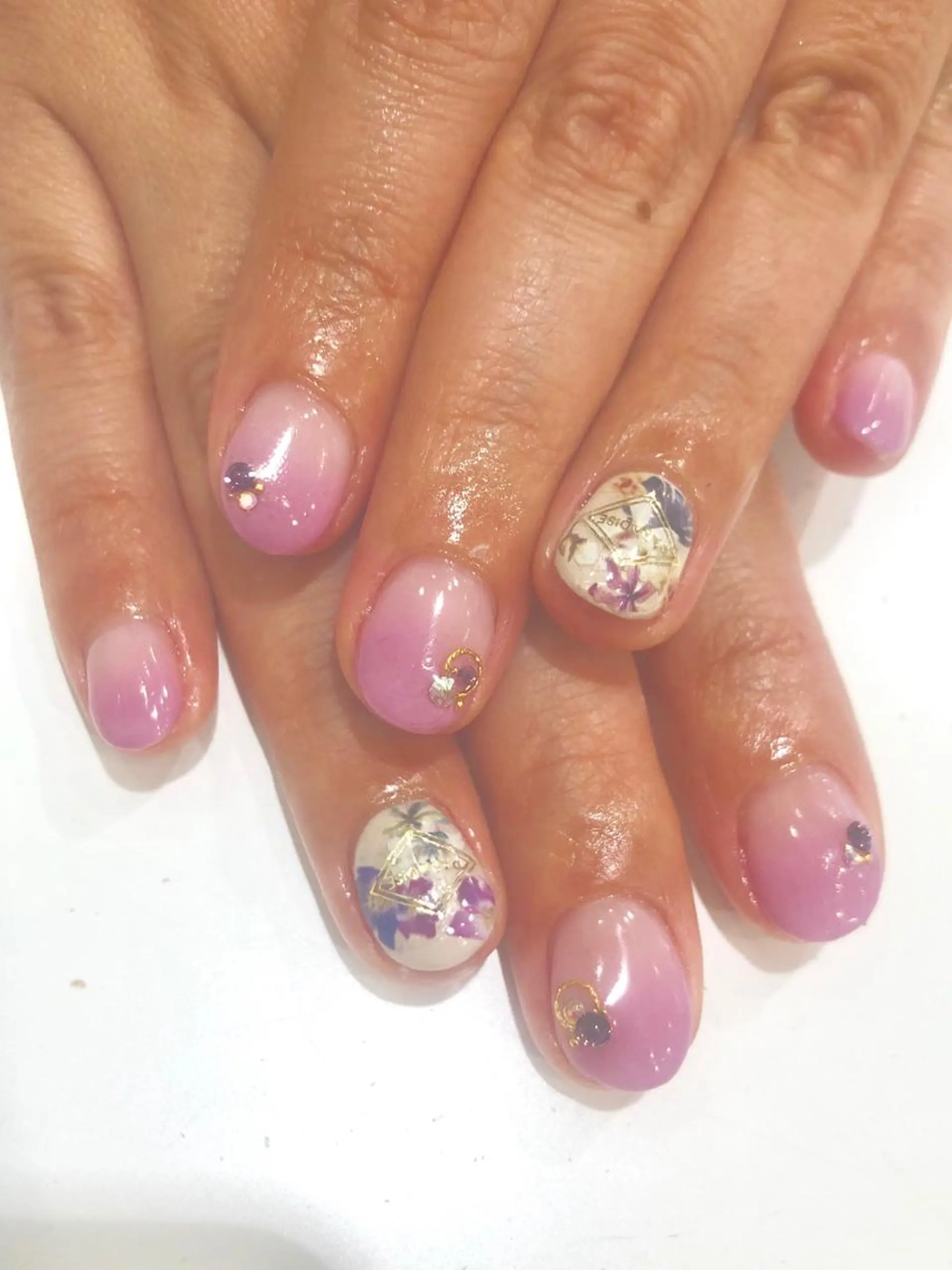 ネイル nuk.所属・坂本 萌のネイルデザイン