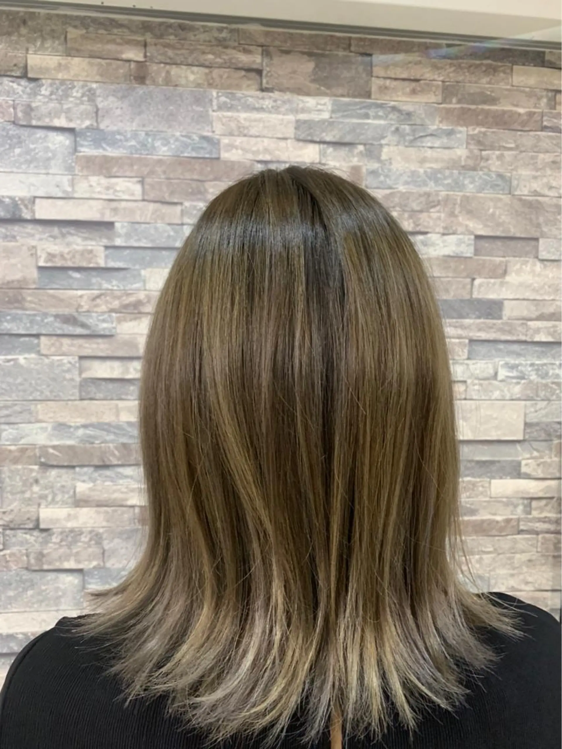 ミディアム Arphy/ /のヘアスタイル