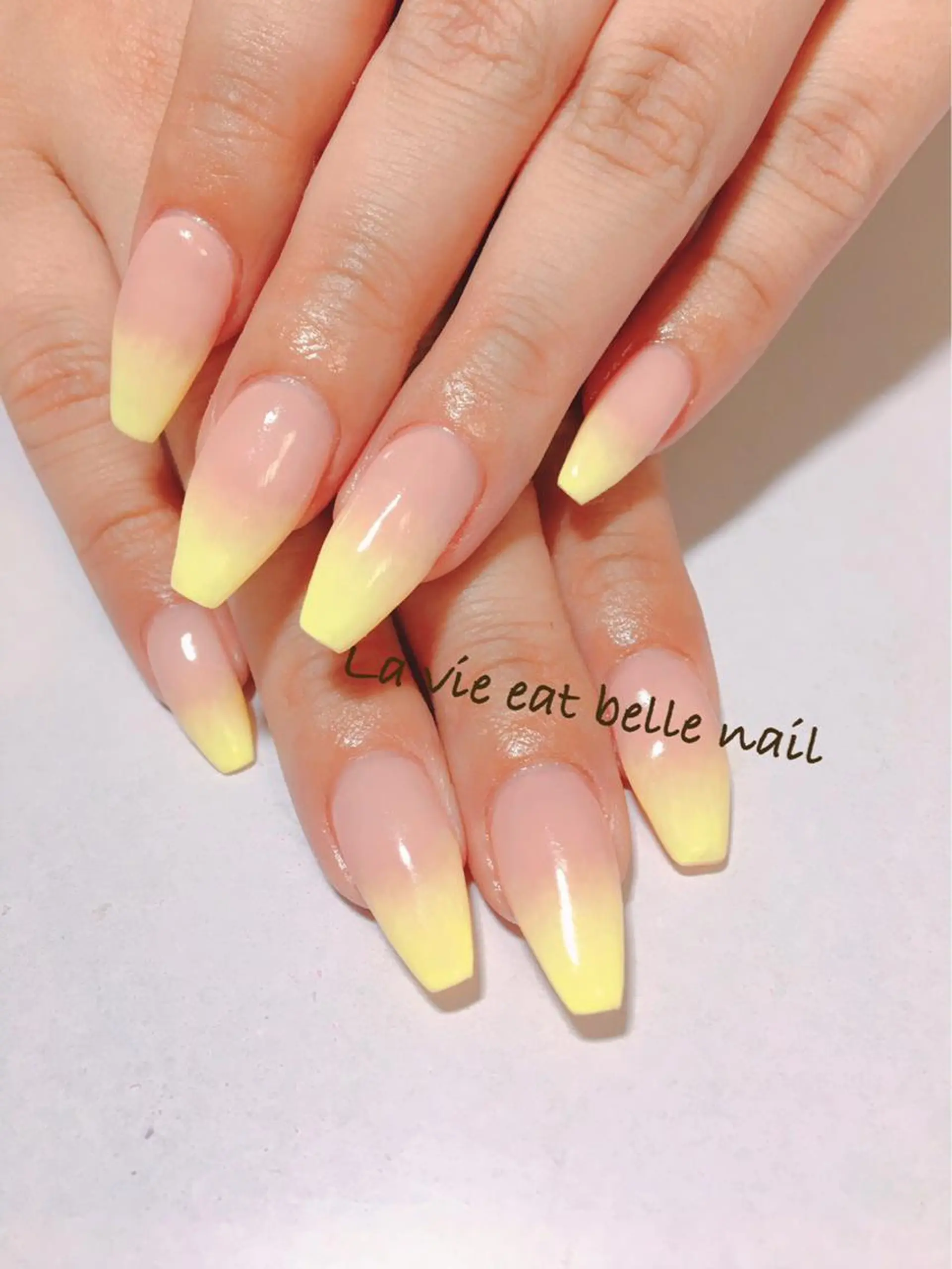 ネイル ワンカラーネイル スカルプネイル アトリエ ラヴィエベルのネイルデザイン