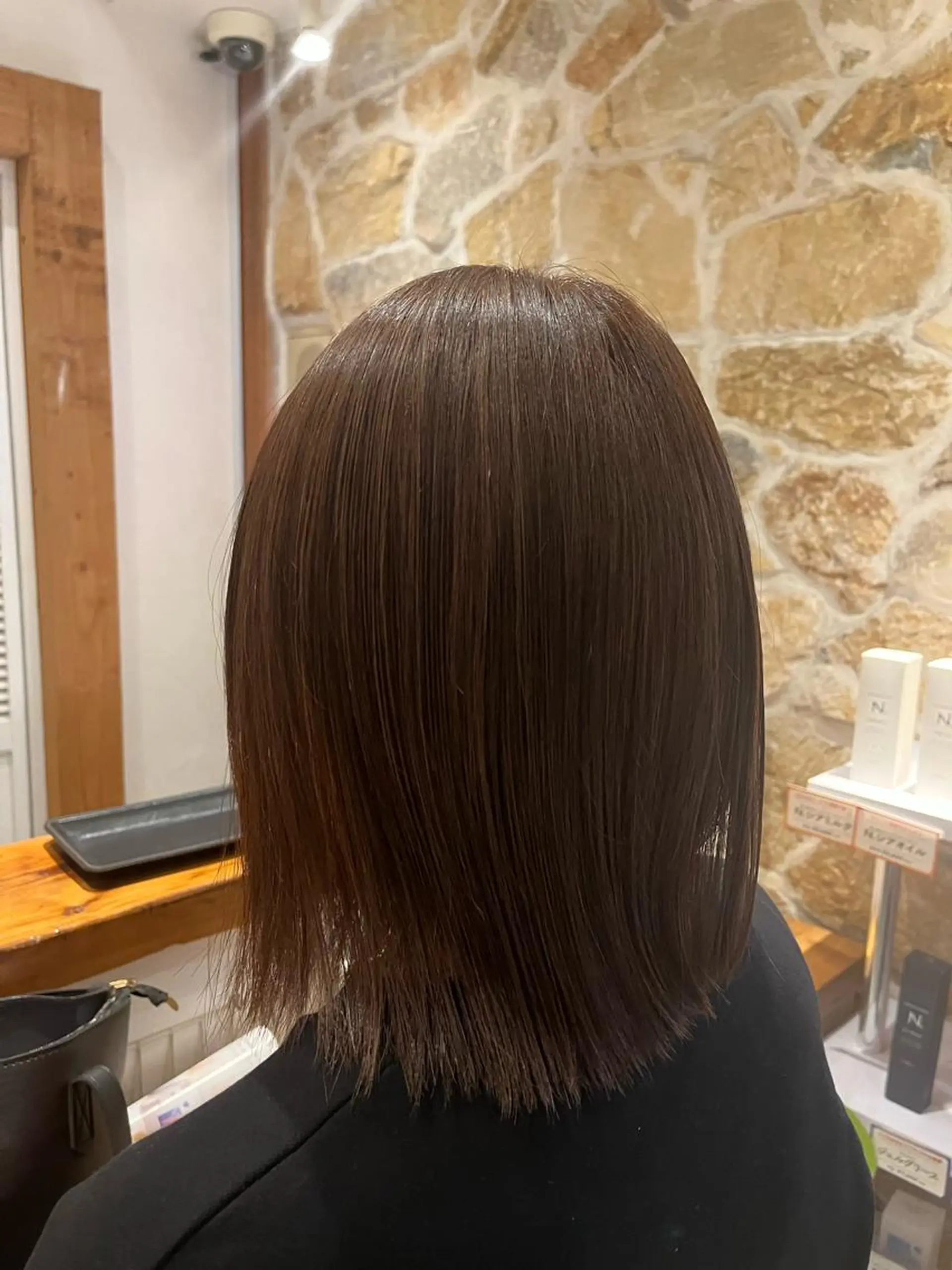 セミロング 秋澤 楓のヘアスタイル
