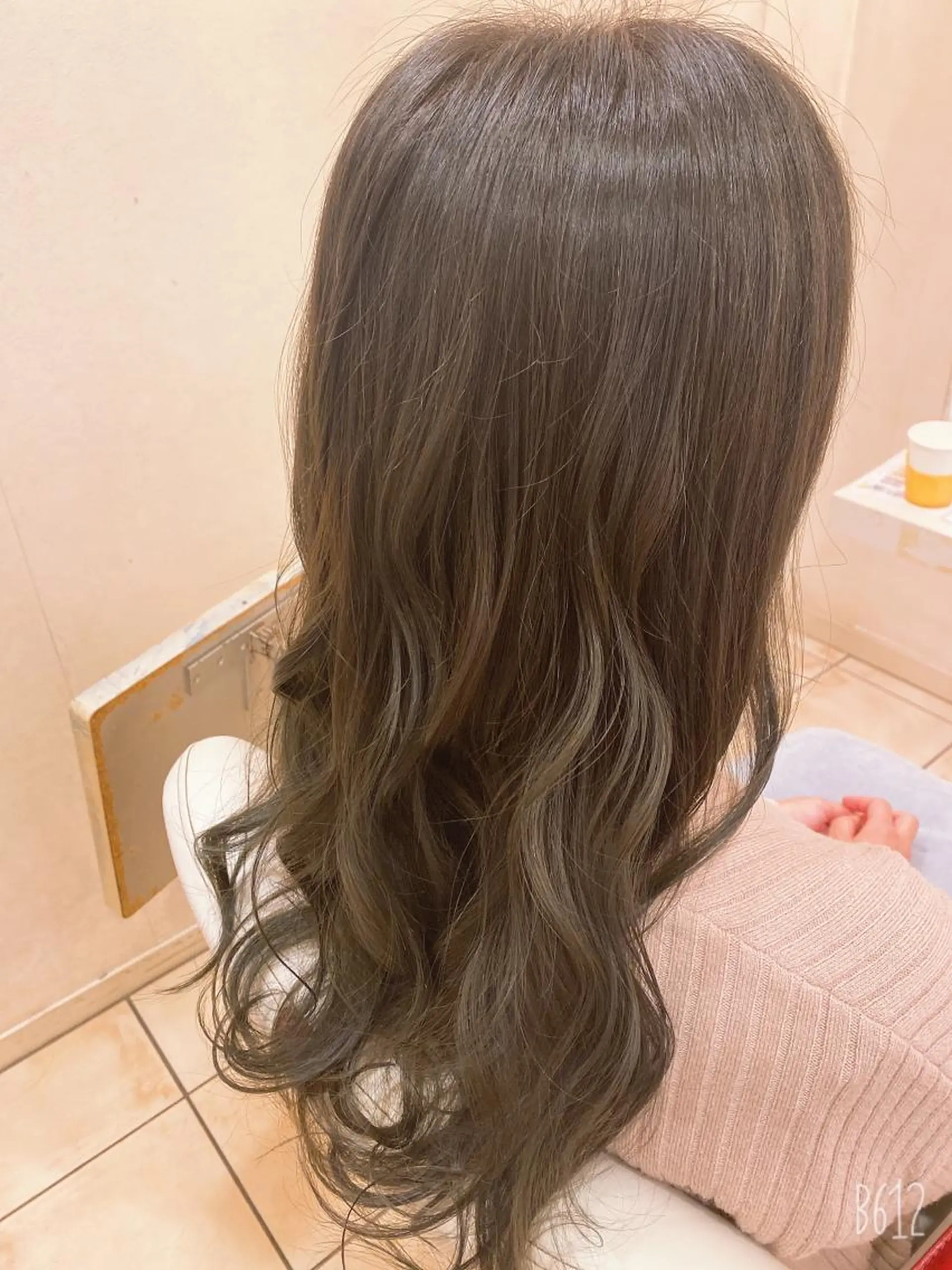 ロング カラー カット ヘアカラー 斎藤 彩香のヘアスタイル