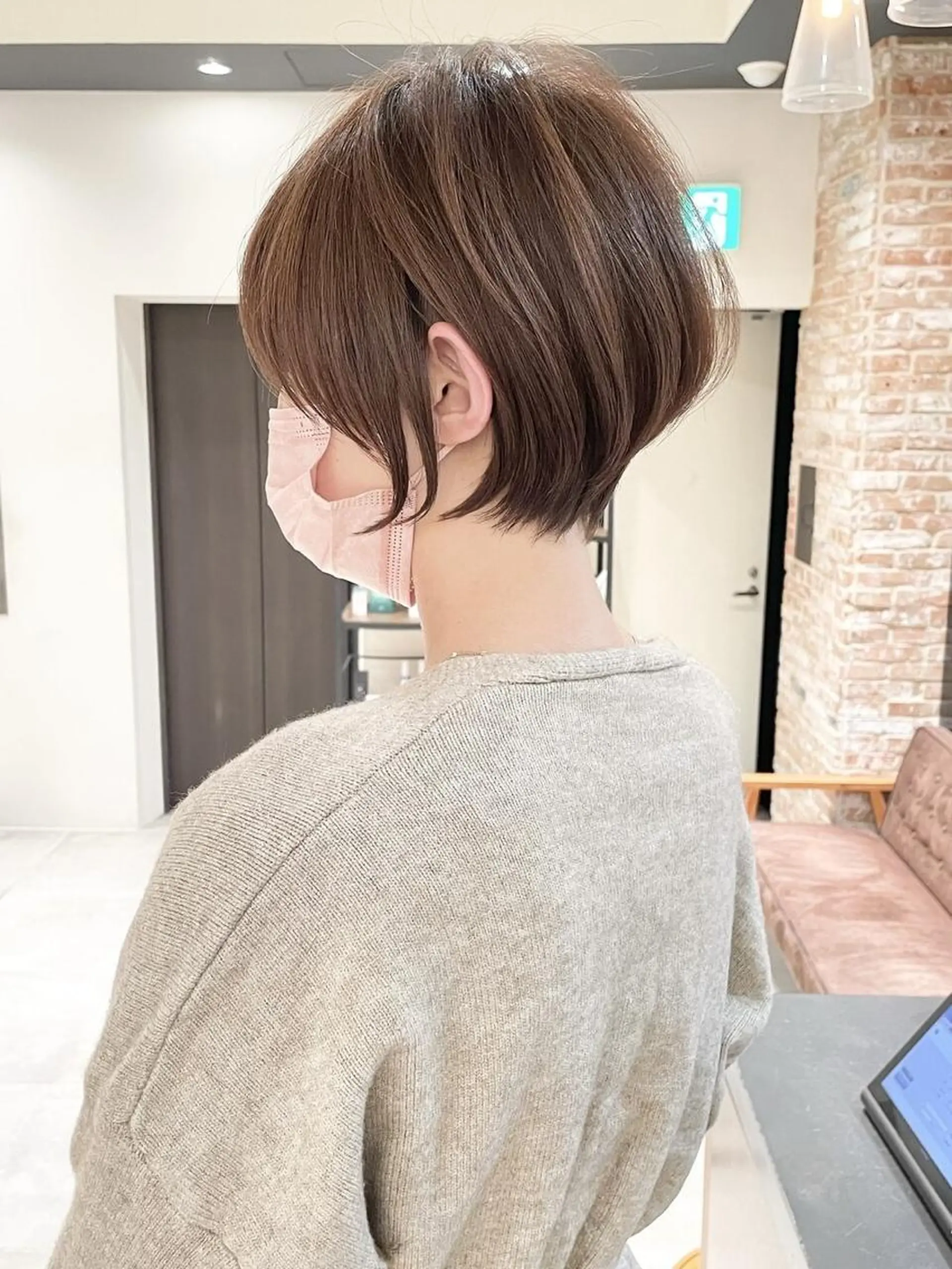 ショート カット 襟足でお悩みの方✂︎ くびれ職人ハシモトのヘアスタイル