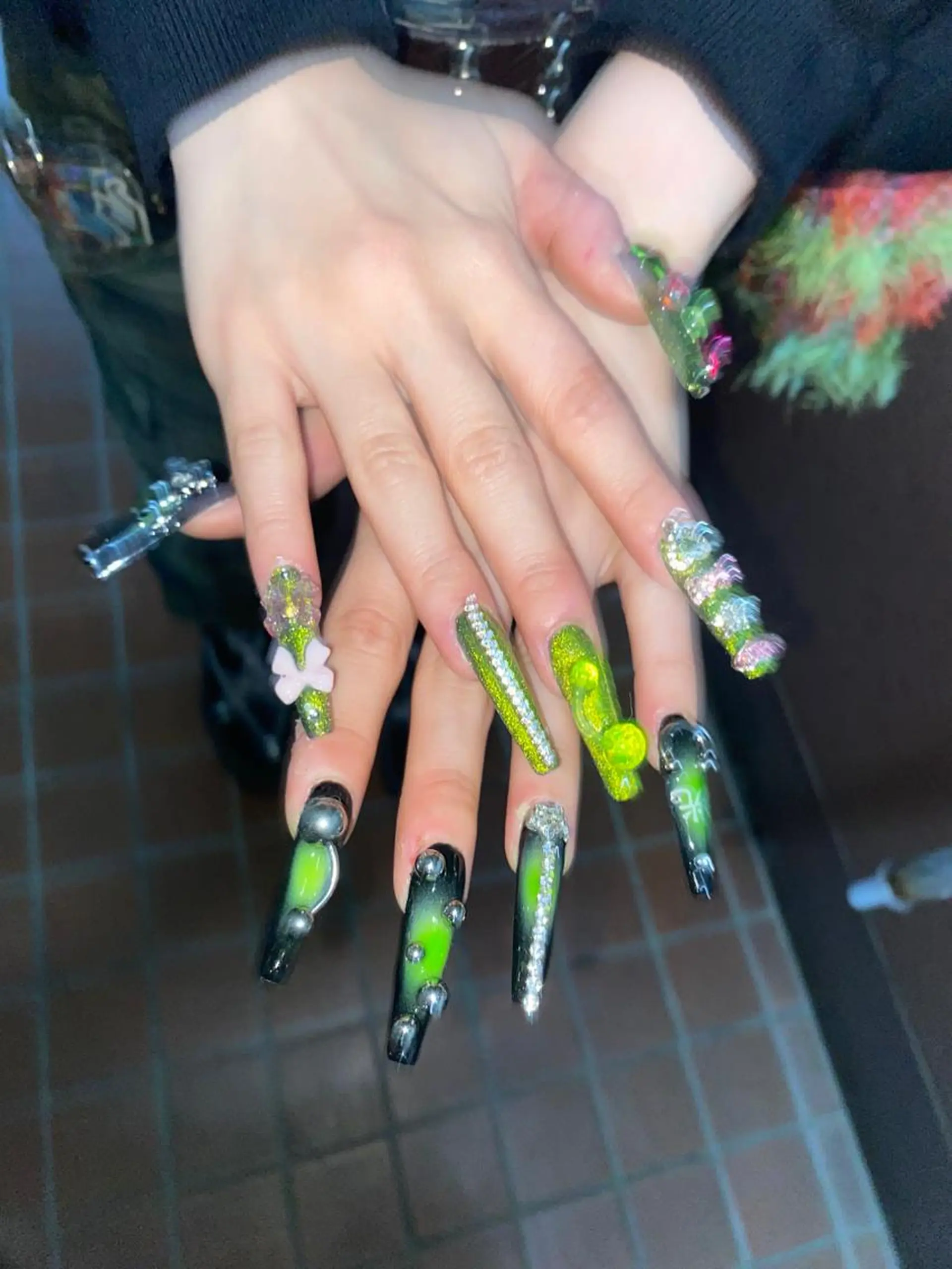 ネイル 個性派🌺推しネイル 💅💞hota🐇のネイルデザイン