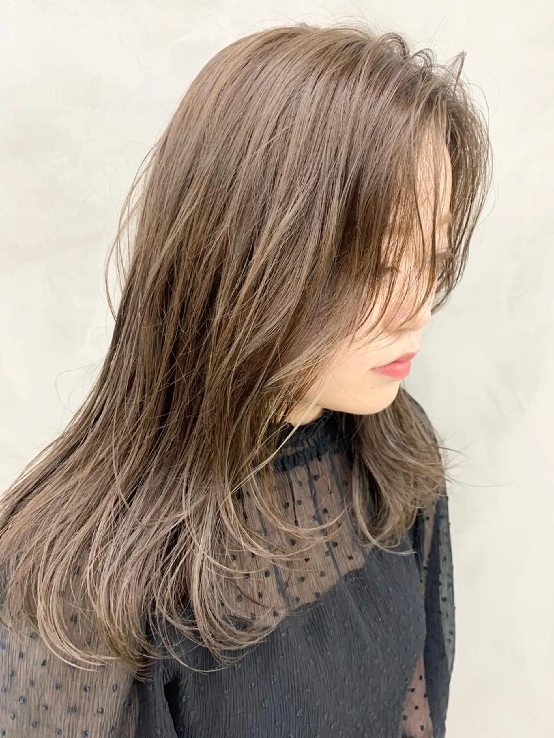 カラー アッシュ アッシュブラウン ブラウンカラー イルミナカラー ヘッドスパ (女性限定)🍋モエのヘアスタイル