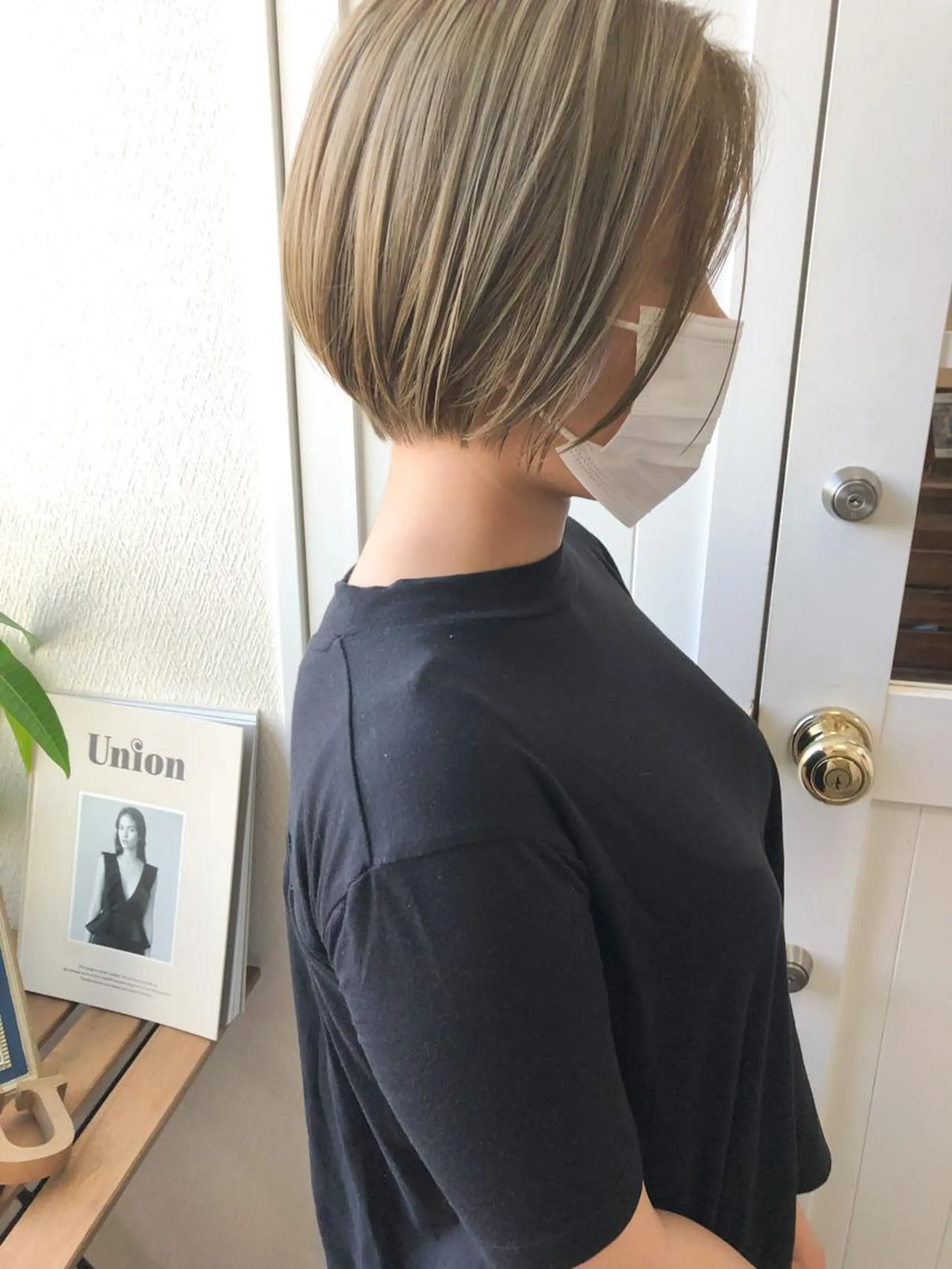 ショート カラー ベージュカラー ミルクティーベージュ ヘアカラー 小木曽智美 /ボブ/ショートのヘアスタイル