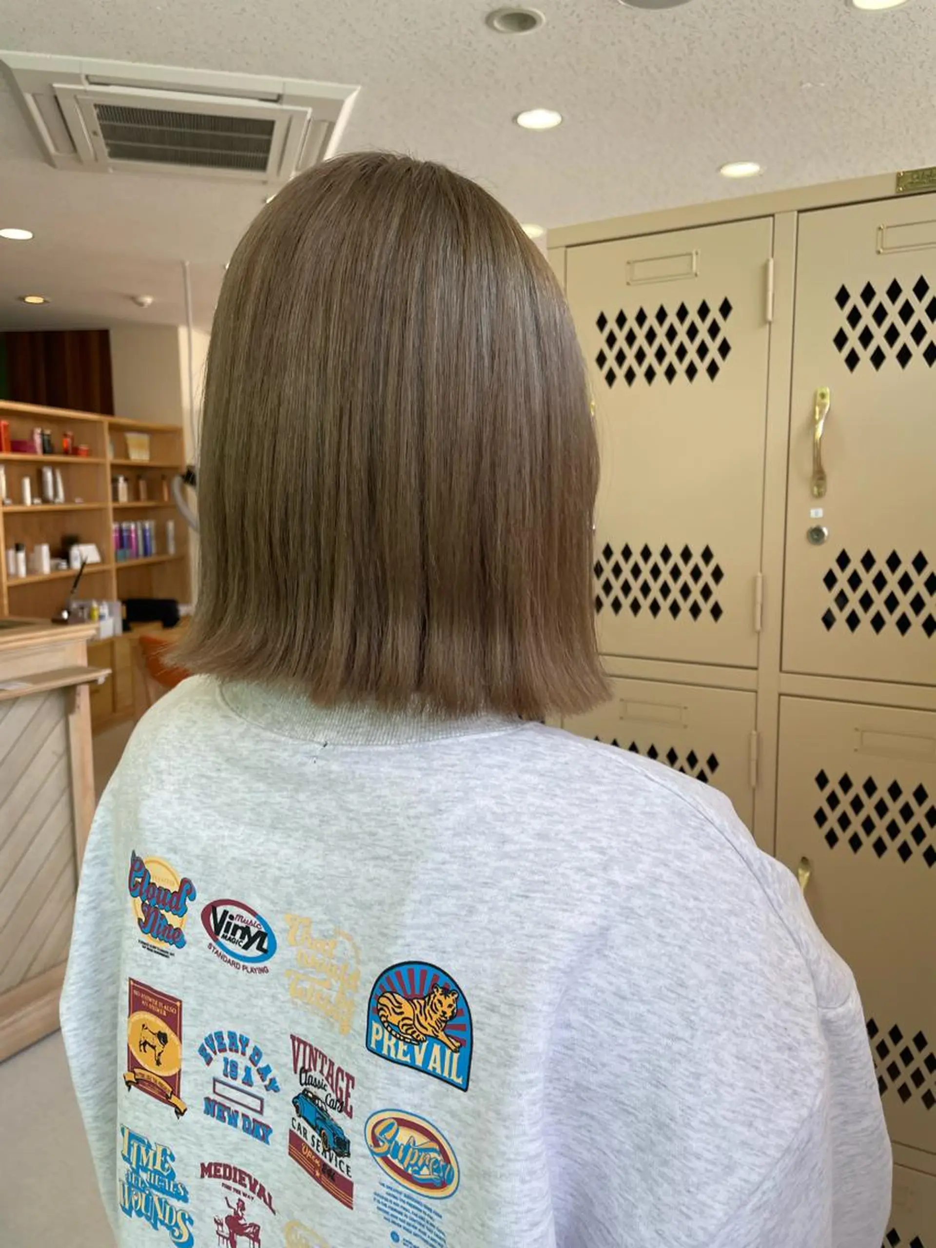 ミディアム カラー カット ヘアカラー 韓国ヘア/レイヤー/ ツヤカラー/ Aiのヘアスタイル