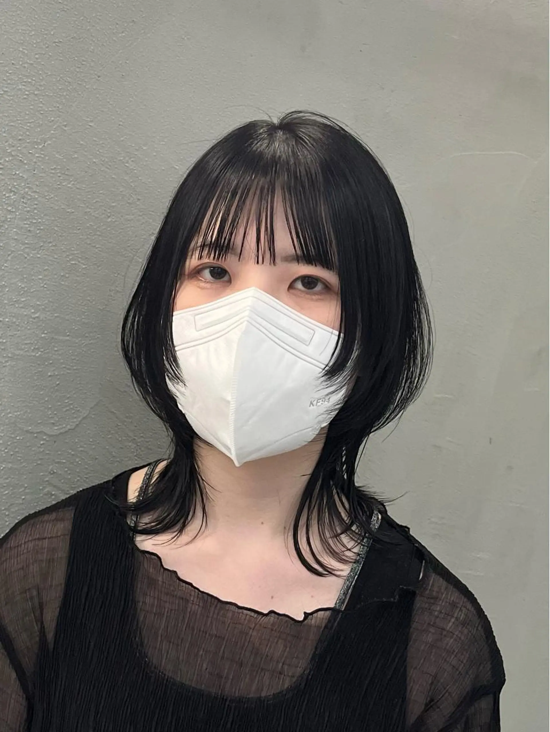 ミディアム イツク ⚡️ ルーツ/ハイトーンのヘアスタイル