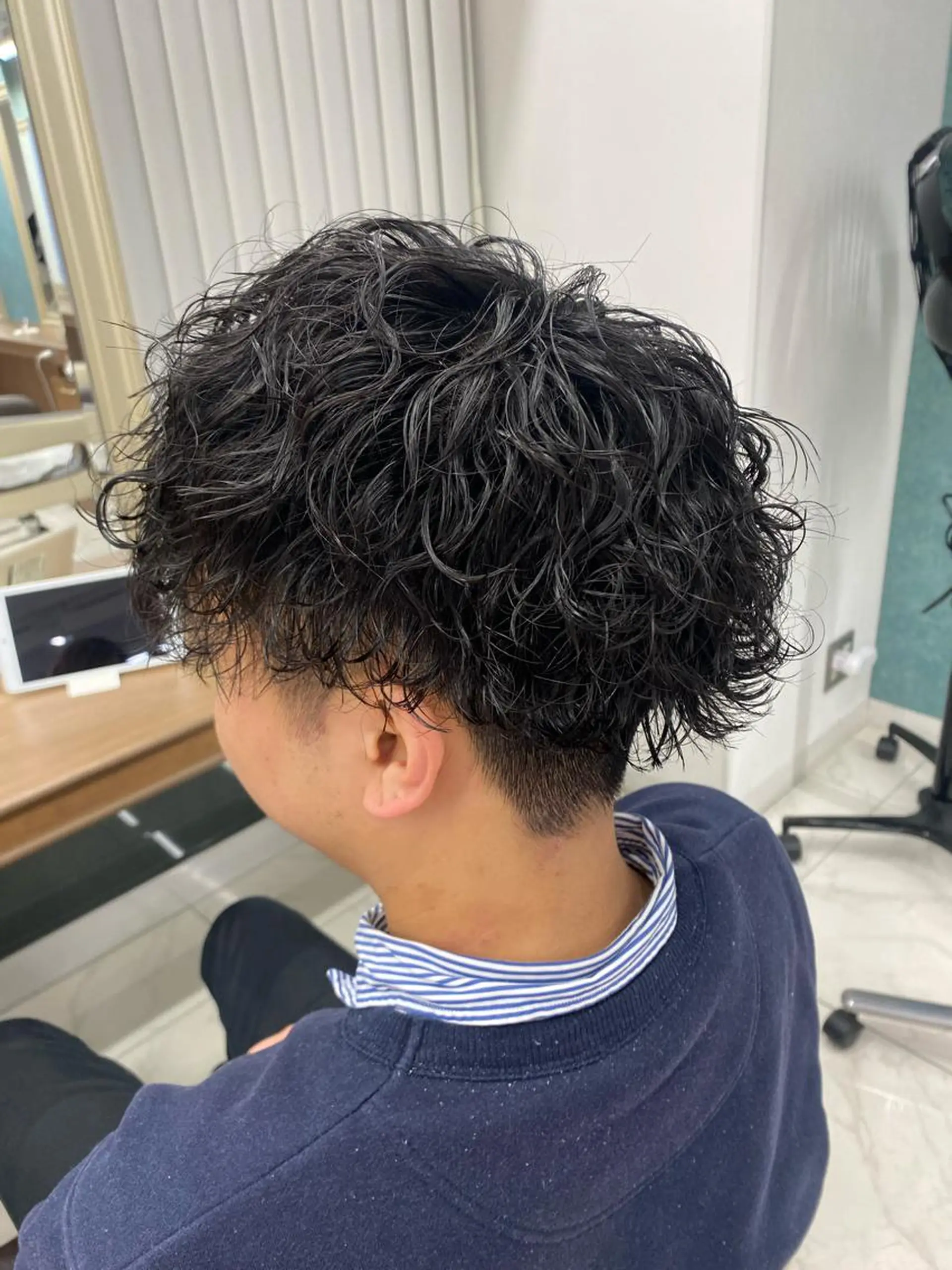 パーマ メンズ メンズパーマ カット パーマ 長妻莉央/縮毛矯正 髪質改善カラーのヘアスタイル