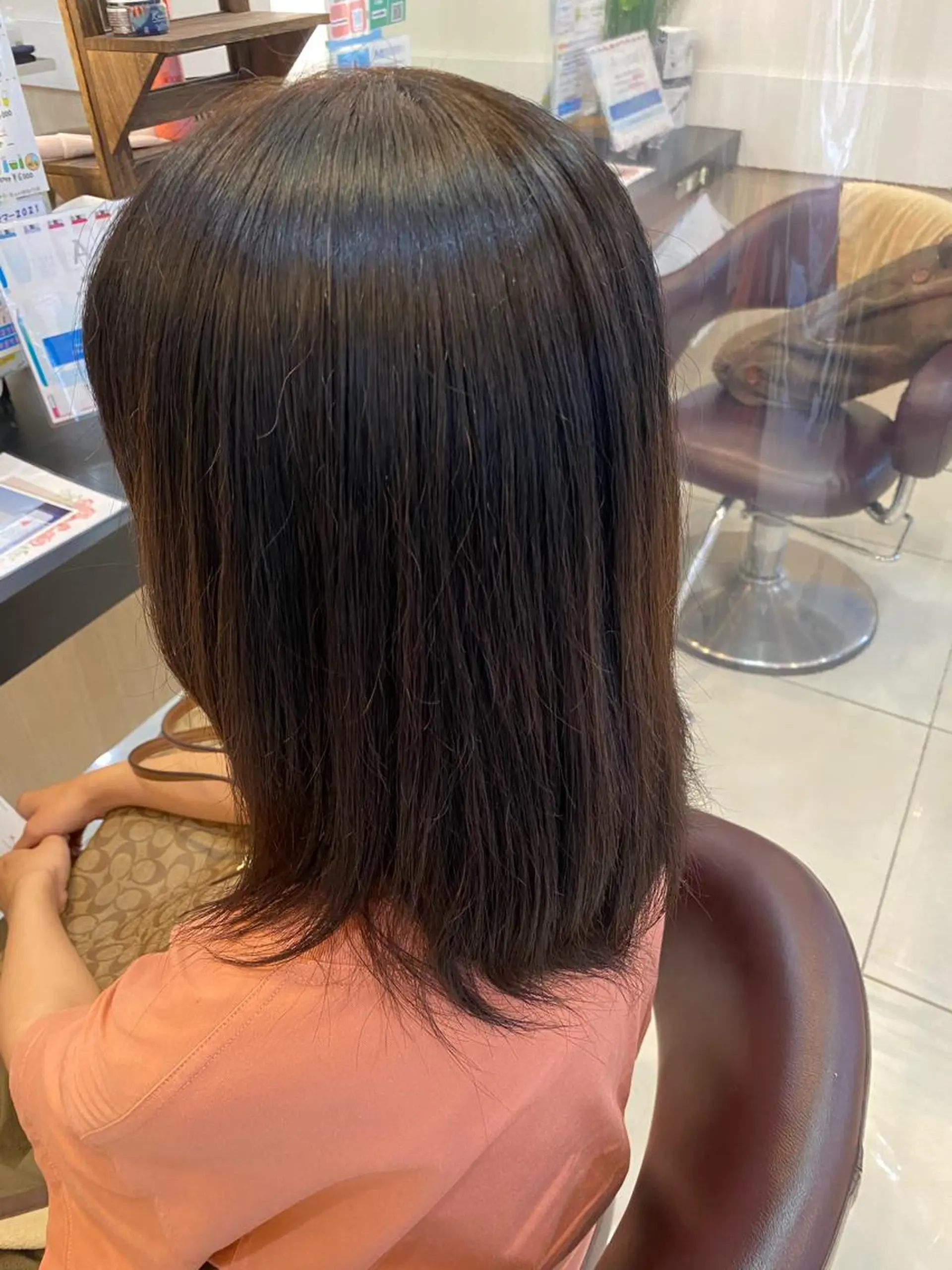ミディアム カラー ゆめ ベージュカラーのヘアスタイル