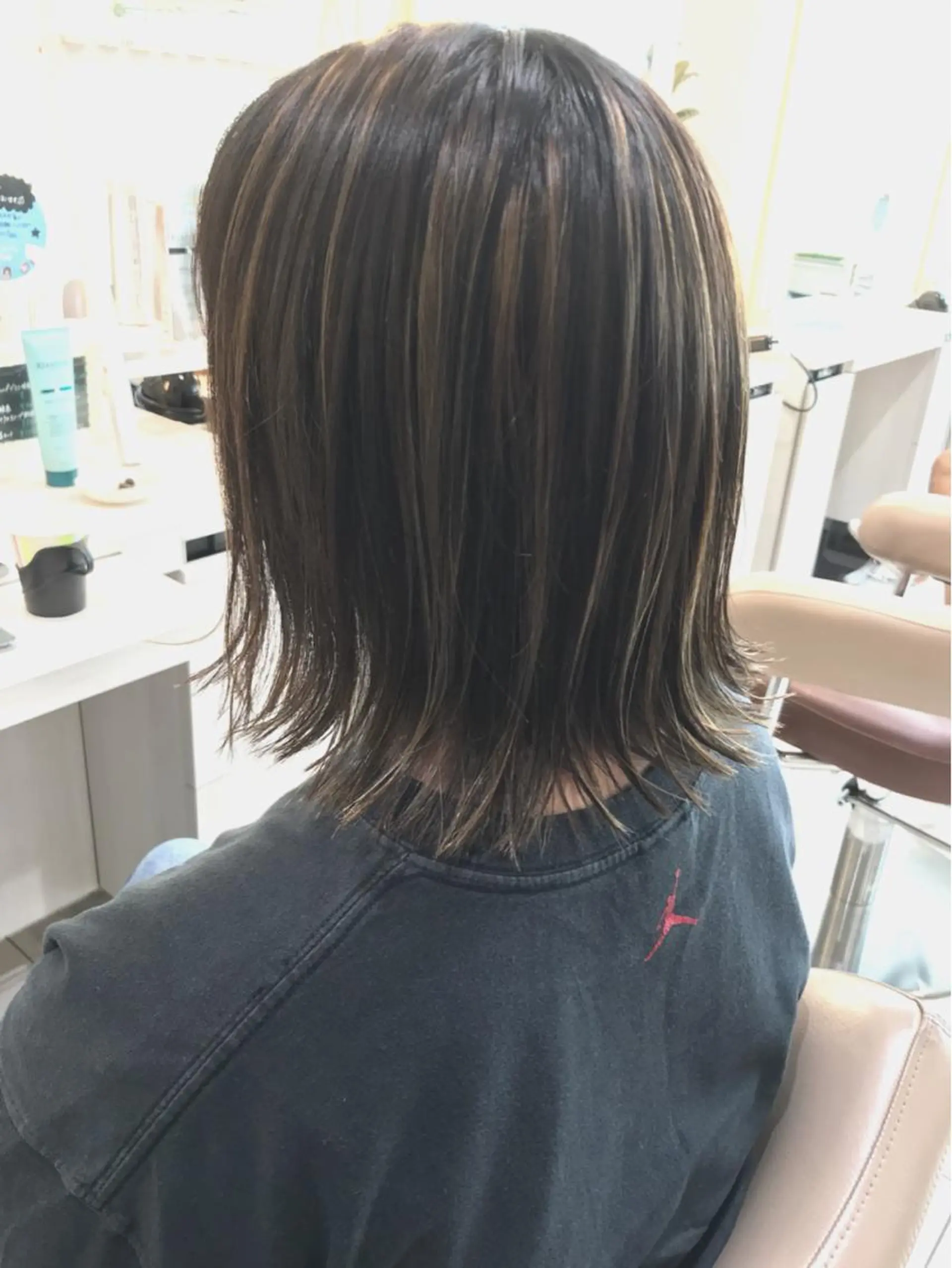 ショート カラー ベージュカラー 透明感カラー ハイライトカラー ボブ ハイライト カット ヘアカラー 山崎俊輔/髪質改善 /バレイヤージュのヘアスタイル