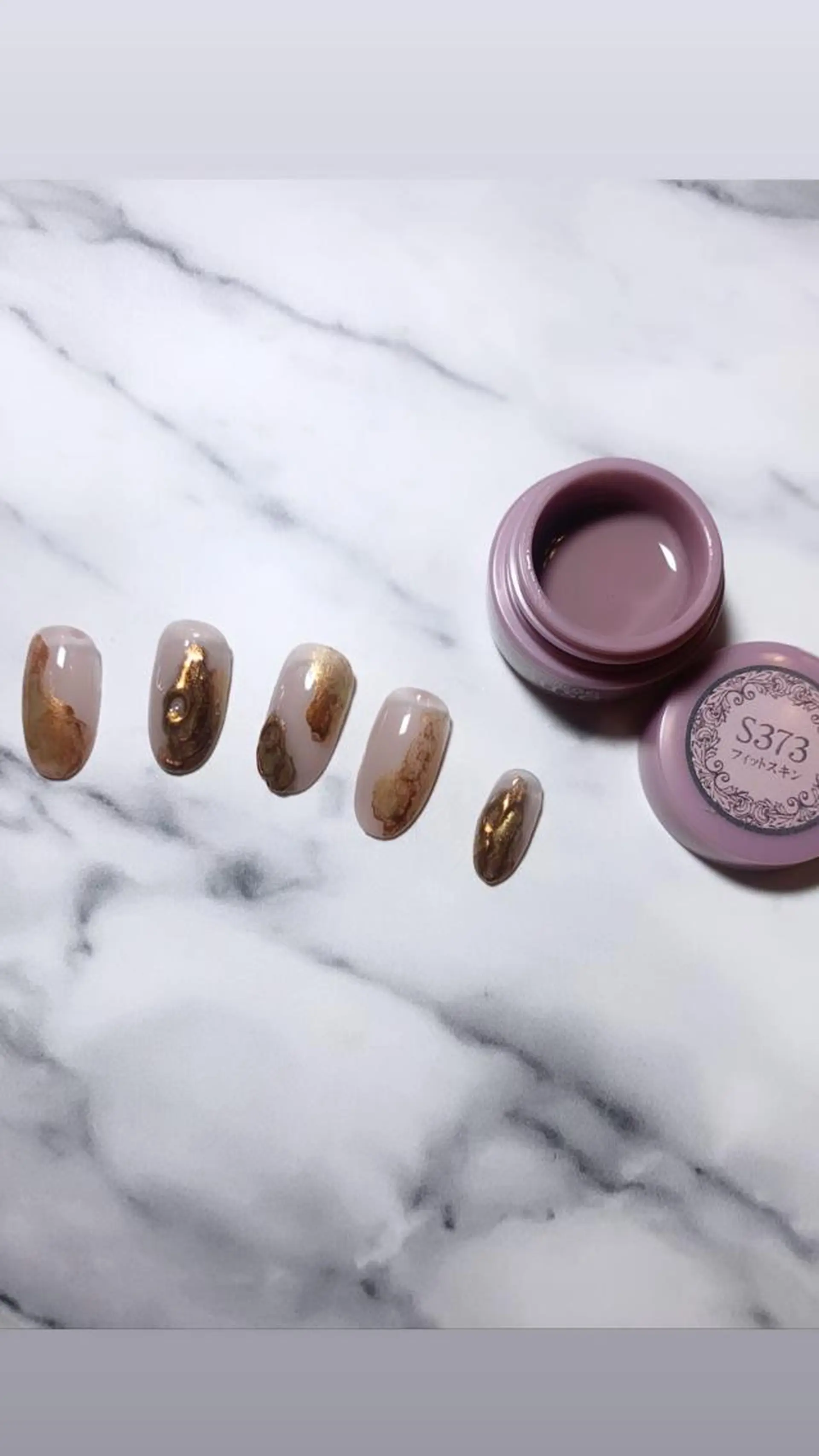 ネイル ﾈｲﾙﾙｰﾑﾘｯｶ 𝐦𝐚𝐲𝐮のネイルデザイン