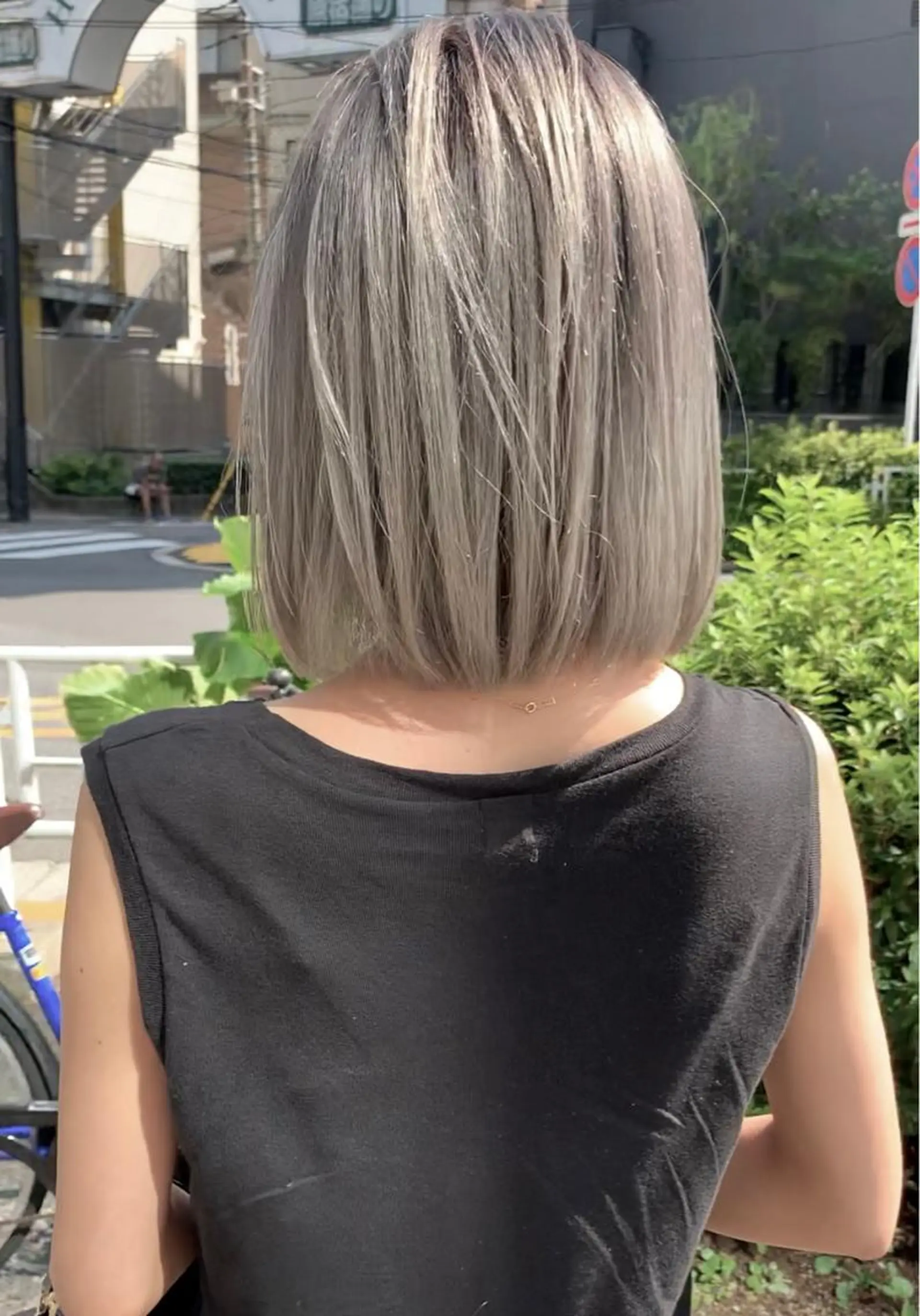 ショート アッシュ ヘアカラー ブリーチ＆カラーが 得意☀️望月宣雄☀️のヘアスタイル