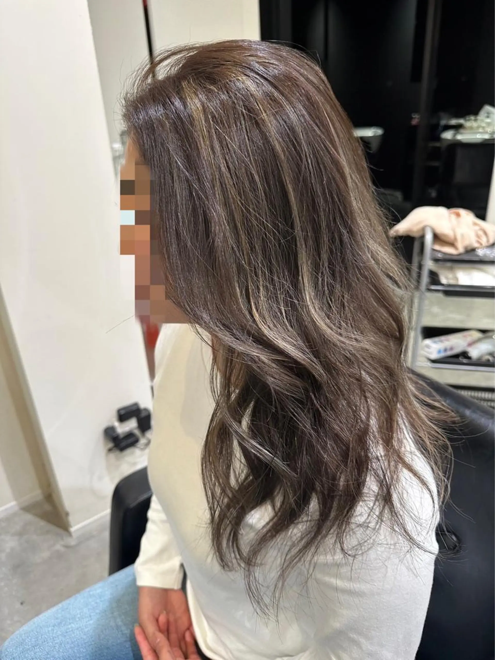 ロング カラー ハイライトカラー ハイライト MOURI CHISATOのヘアスタイル