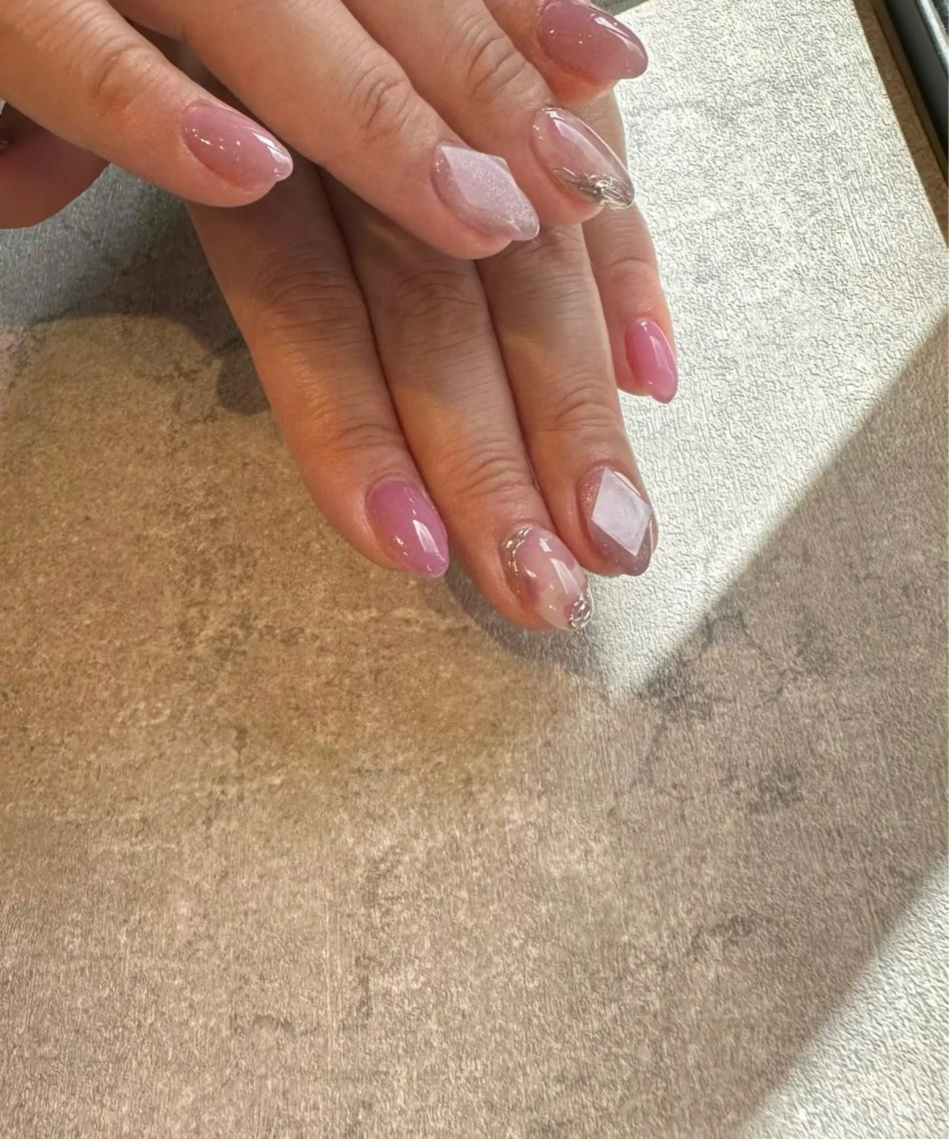ネイル キラキラネイル ミラーネイル ニュアンスネイル ワンカラーネイル ハンドネイル Baden Nail ﾊﾞ-ﾃﾞﾝ ﾈｲﾙのネイルデザイン
