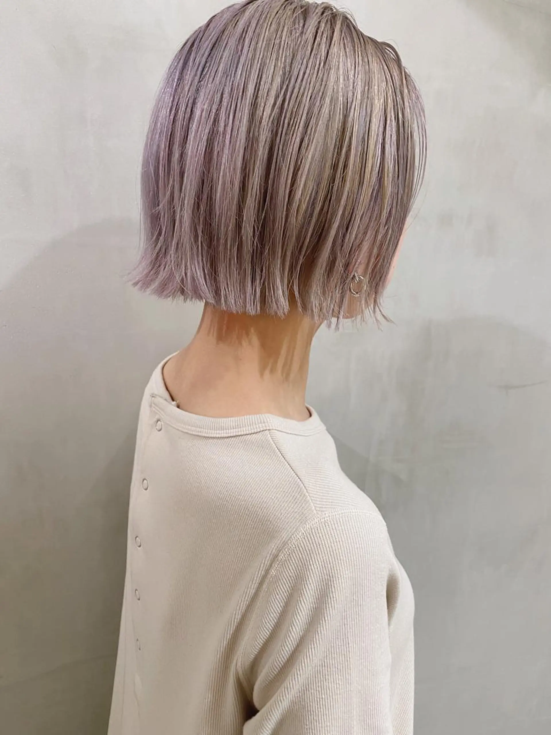 ミディアム カラー アッシュ パープルカラー パープルアッシュ ヘアカラー トリートメント 大西 直人のヘアスタイル