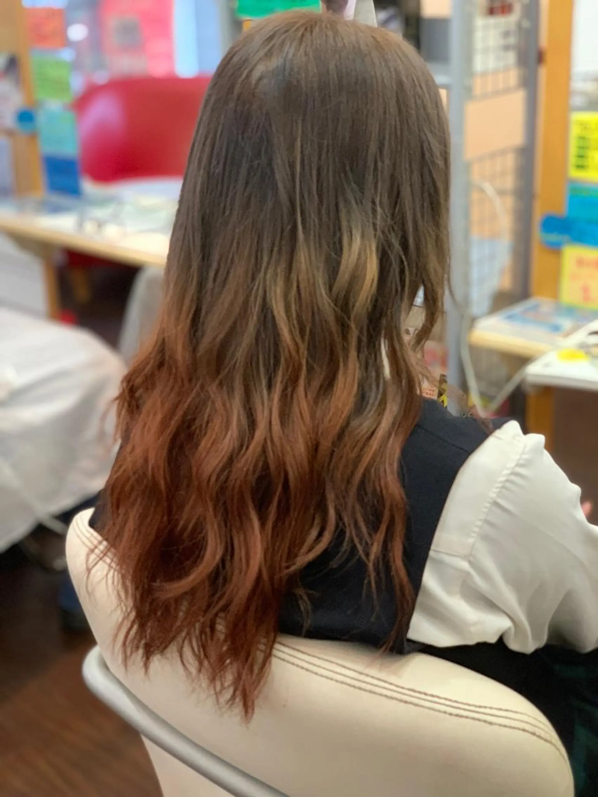 ロング カラー ヘアカラー トリートメント たけい ゆうきのヘアスタイル