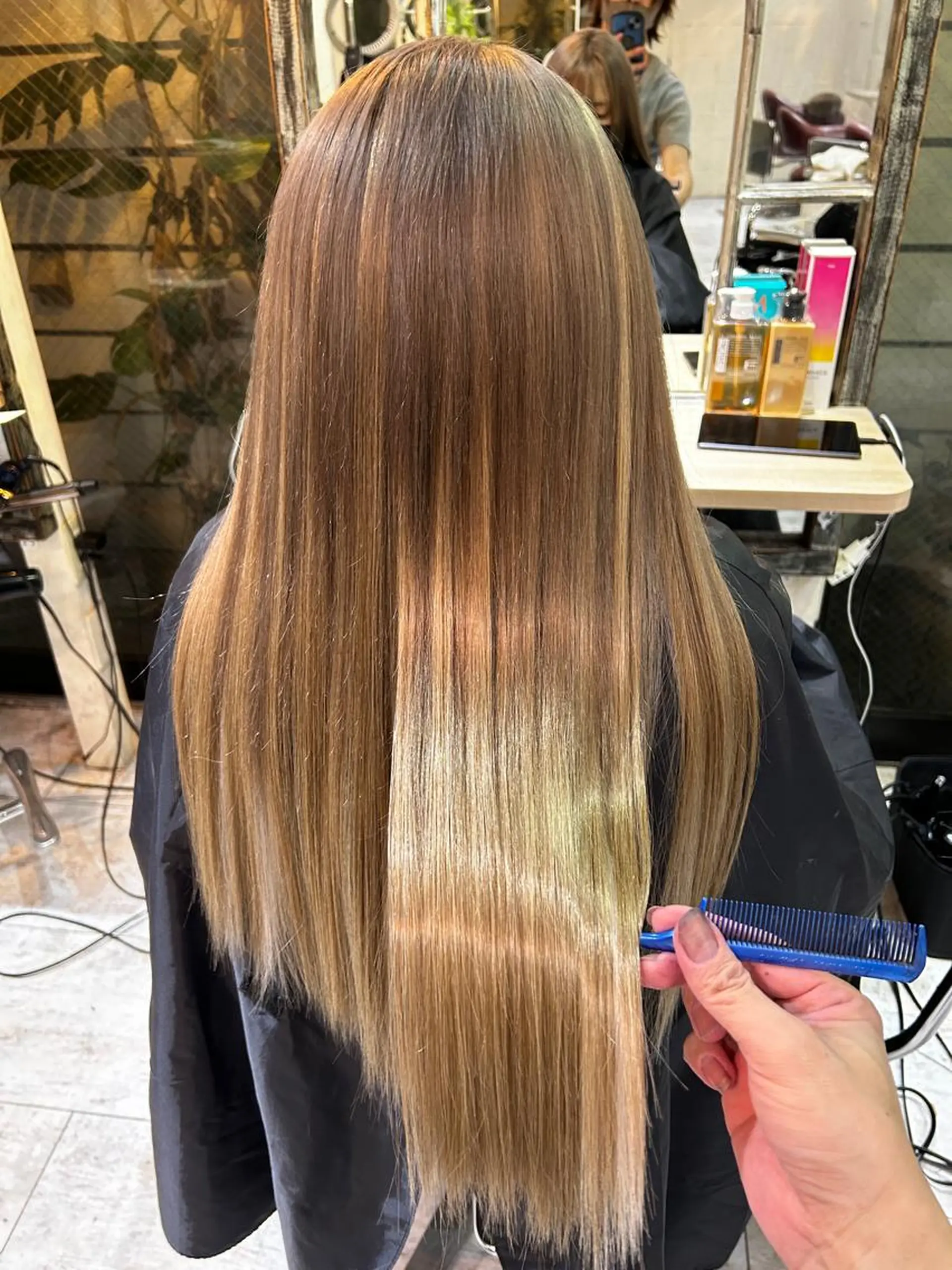 ロング カラー カット ヘアカラー トリートメント エクステ ササ キのヘアスタイル