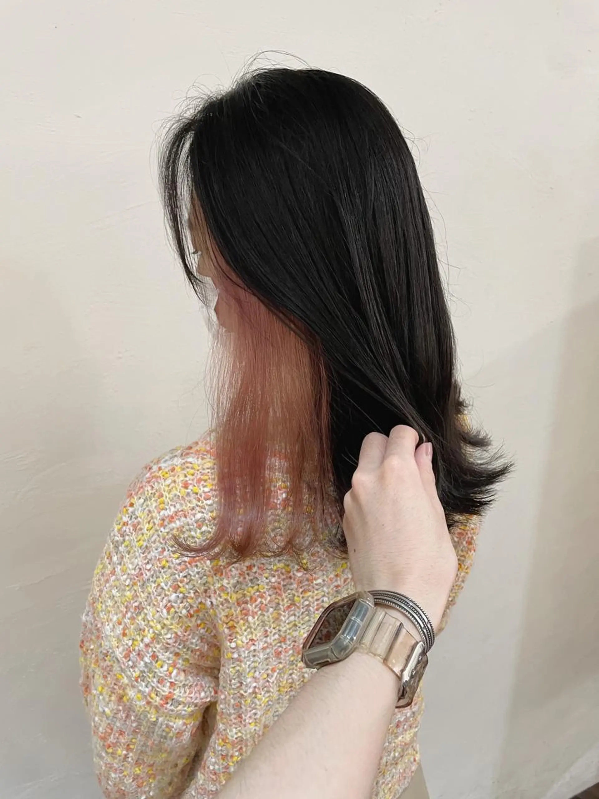 ミディアム カラー 冨木 雄斗のヘアスタイル