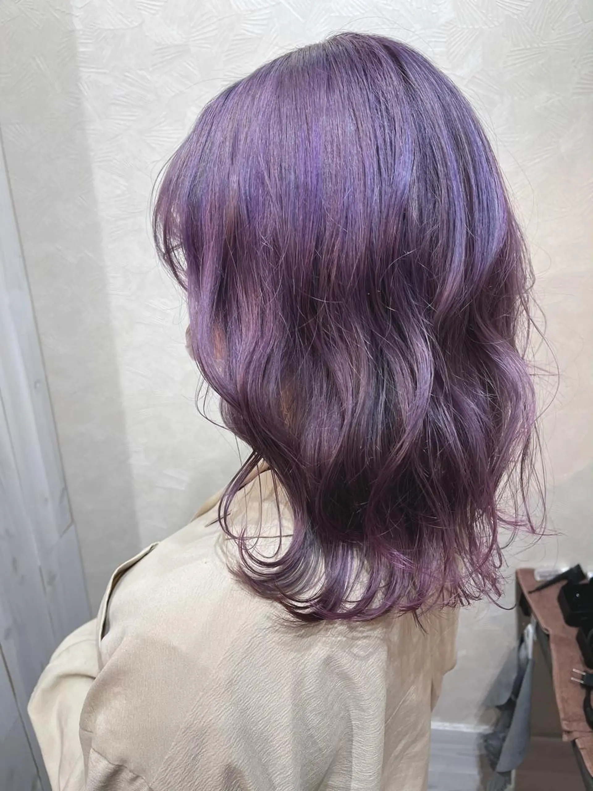 セミロング カラー 岩谷/ブリーチ 🪽透明感カラーのヘアスタイル