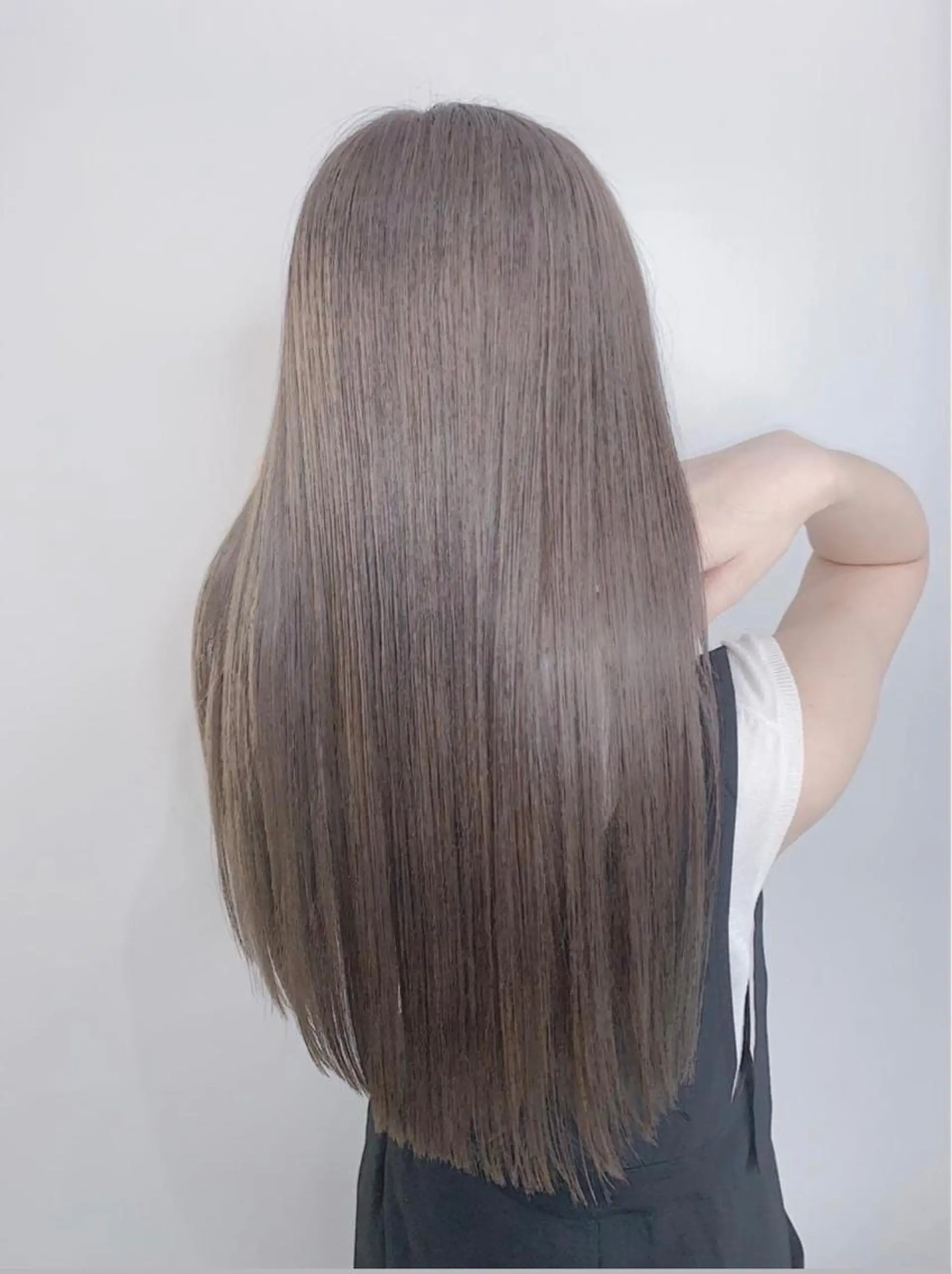 ロング 🧨ブリーチー×ボブ レイヤー💎じゅえるのヘアスタイル