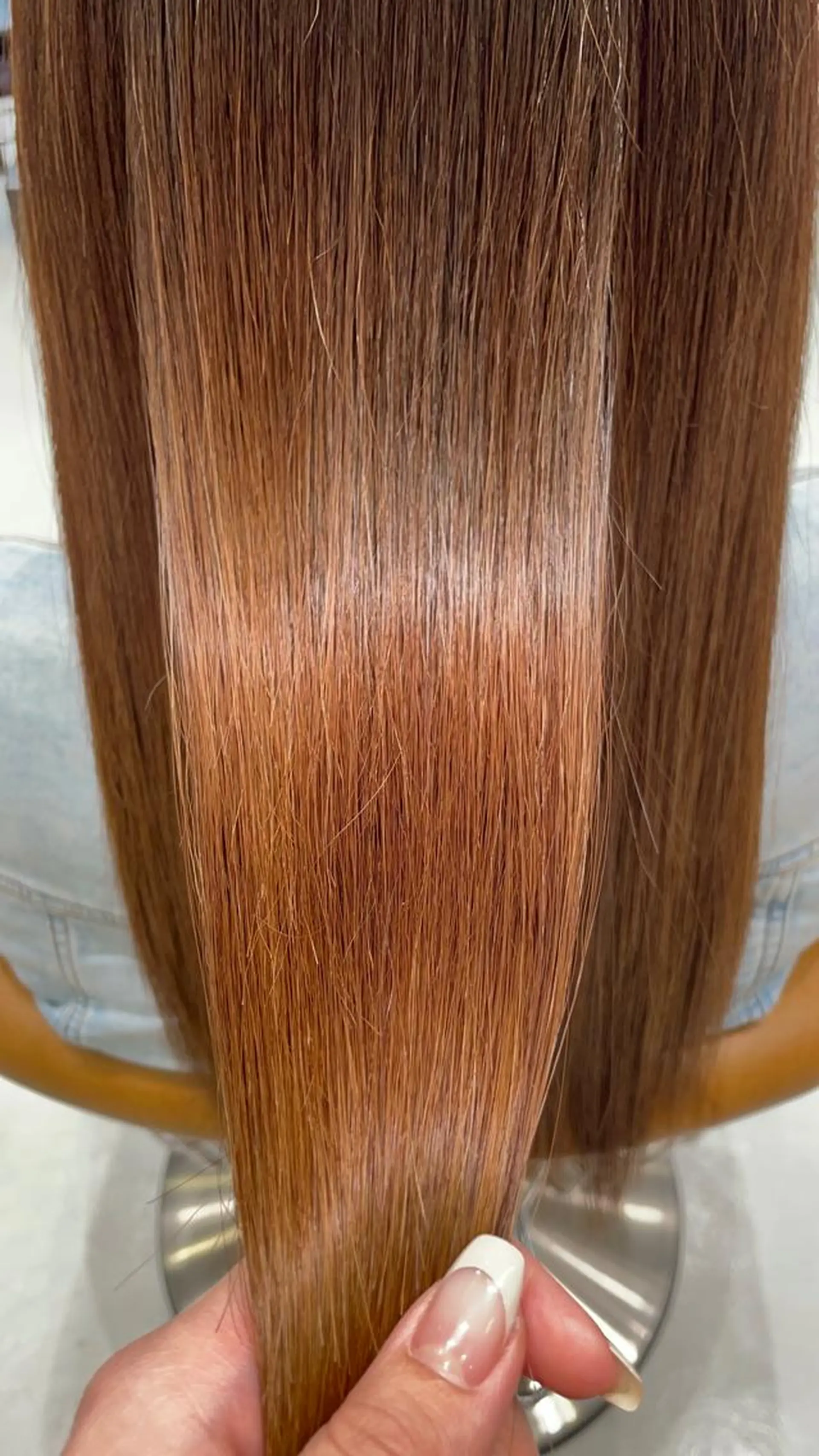 カラー 内藤 藍夏のヘアスタイル